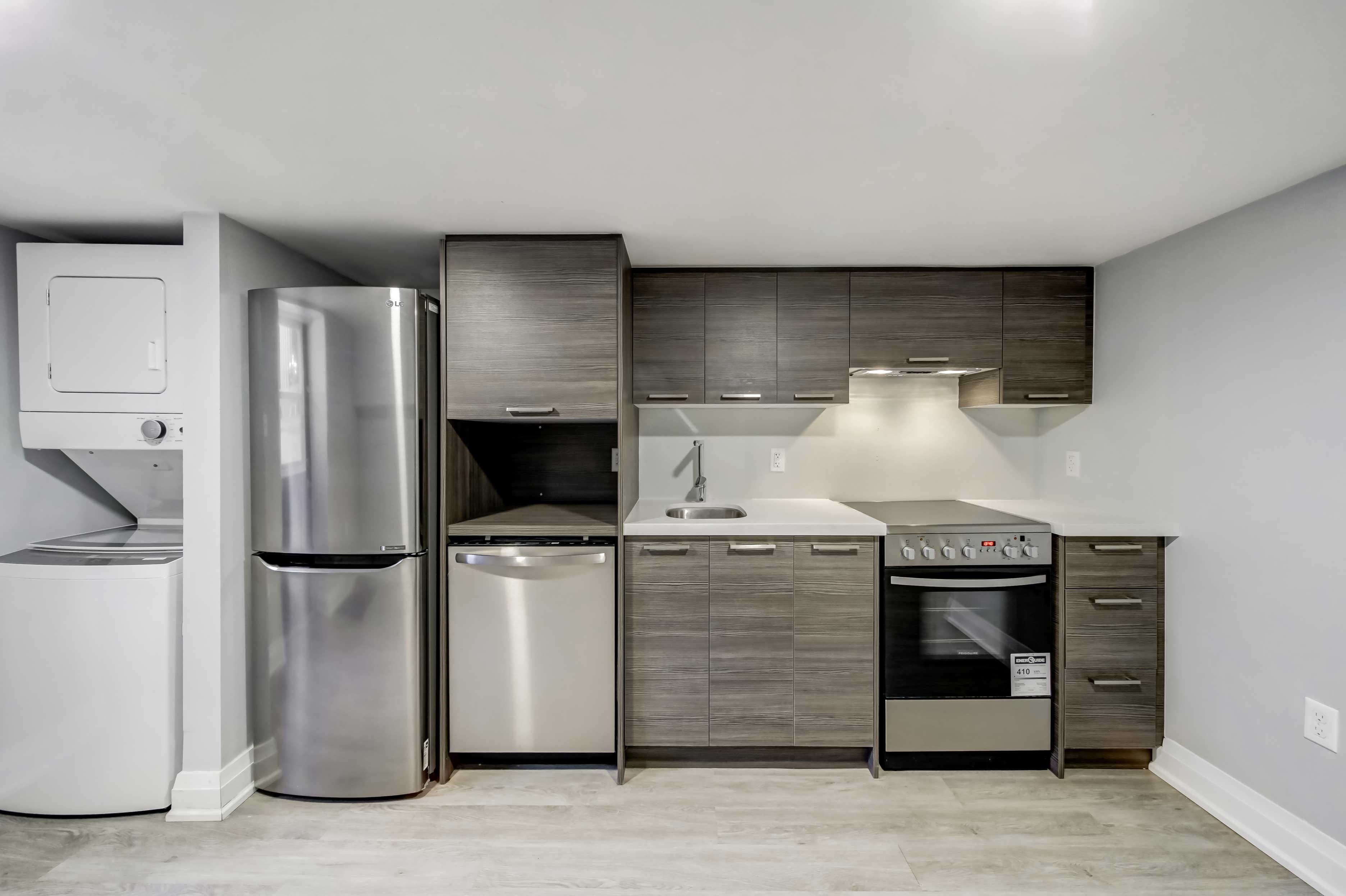 142 Grace Street Bsmt, Toronto C01, ON M6J 2S2