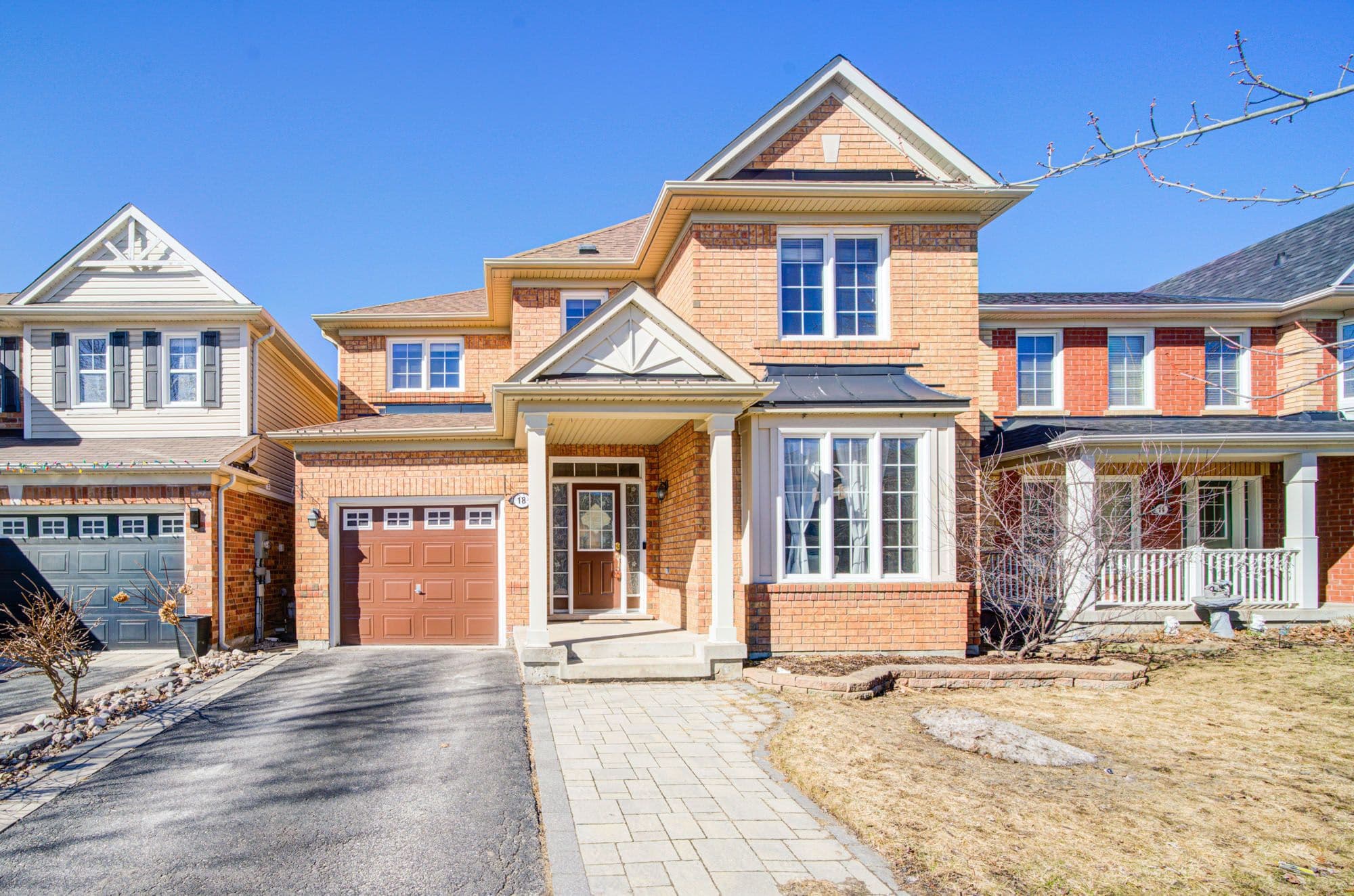 18 Myron Street, Whitchurch-Stouffville, ON L4A 0M1