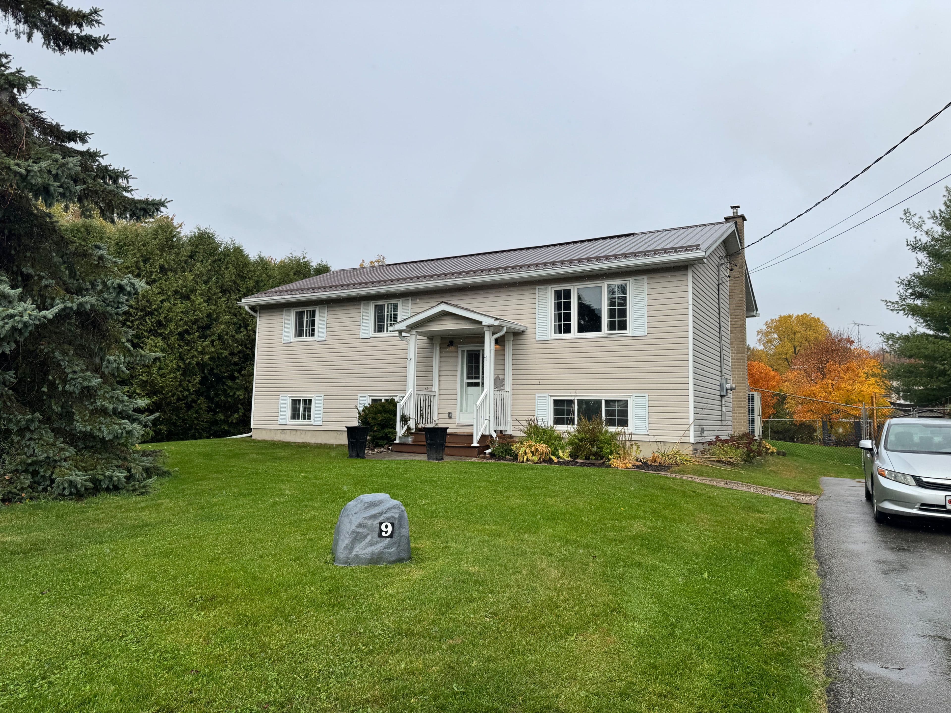 9 Peryl Road, Front of Yonge, ON K0E 1R0