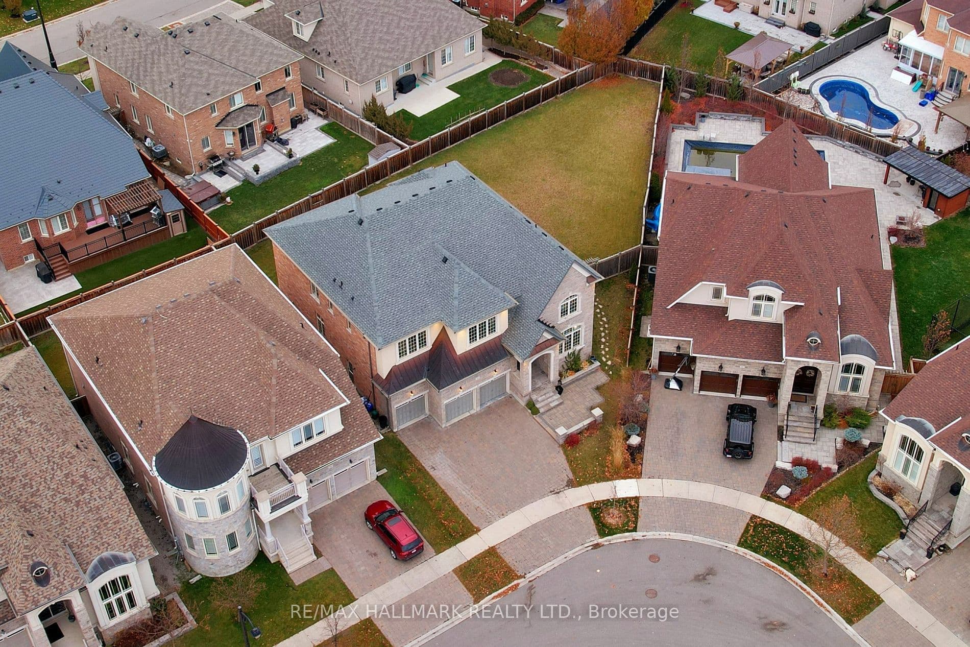 64 Chesney Crescent, Vaughan, ON L4H 4A5