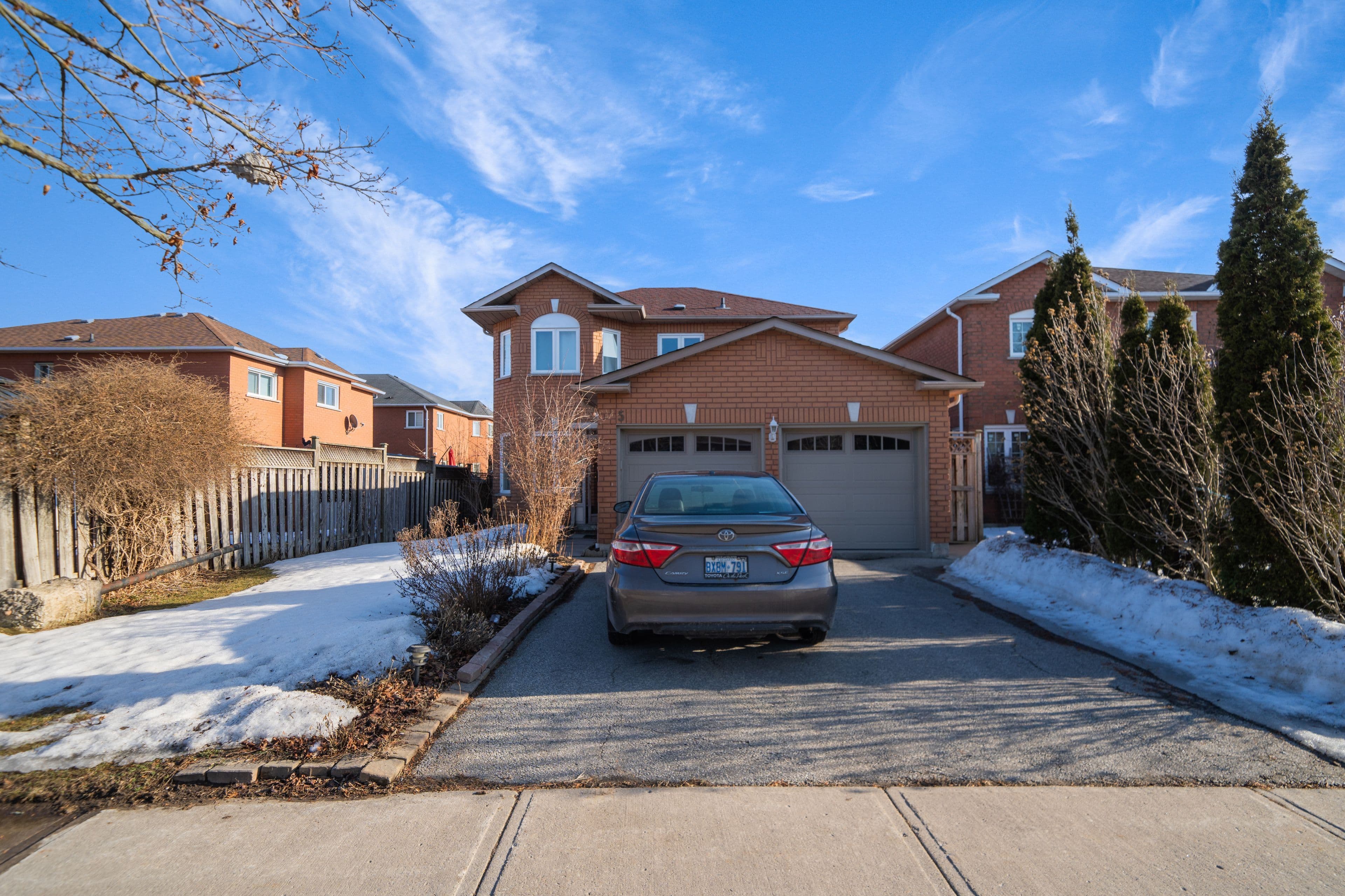 5 Claresholme Drive, Toronto E10, ON M1C 4Z9
