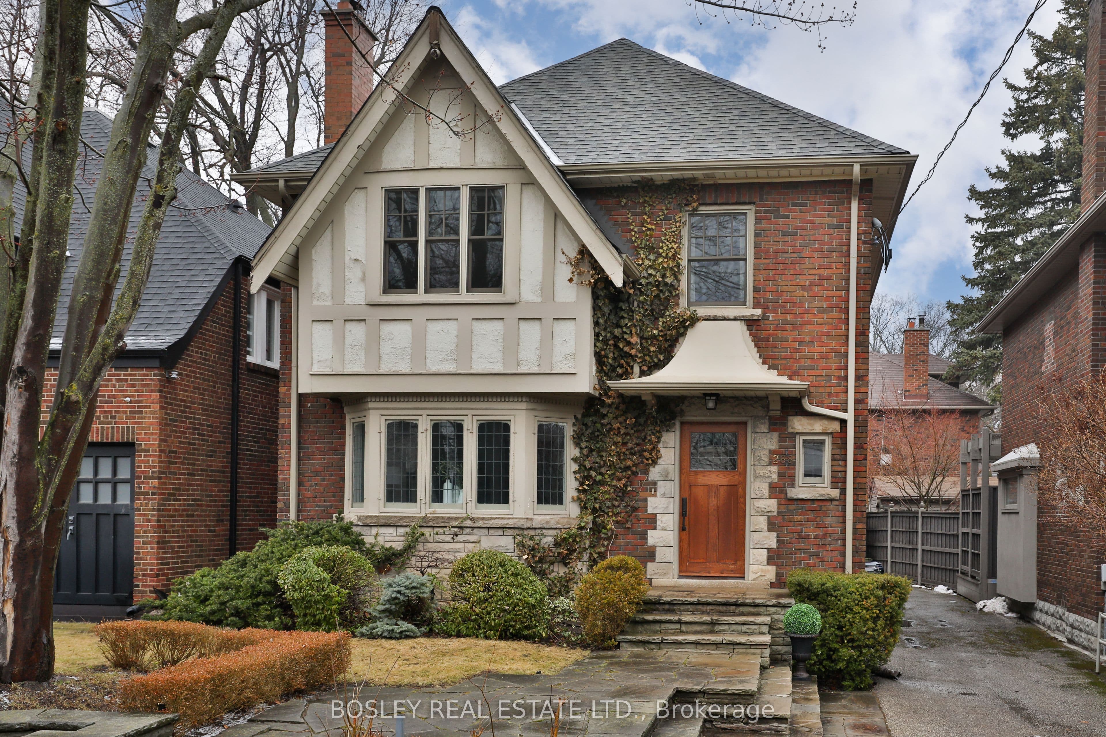 268 Glengrove Avenue W, Toronto C04, ON M5N 1W2