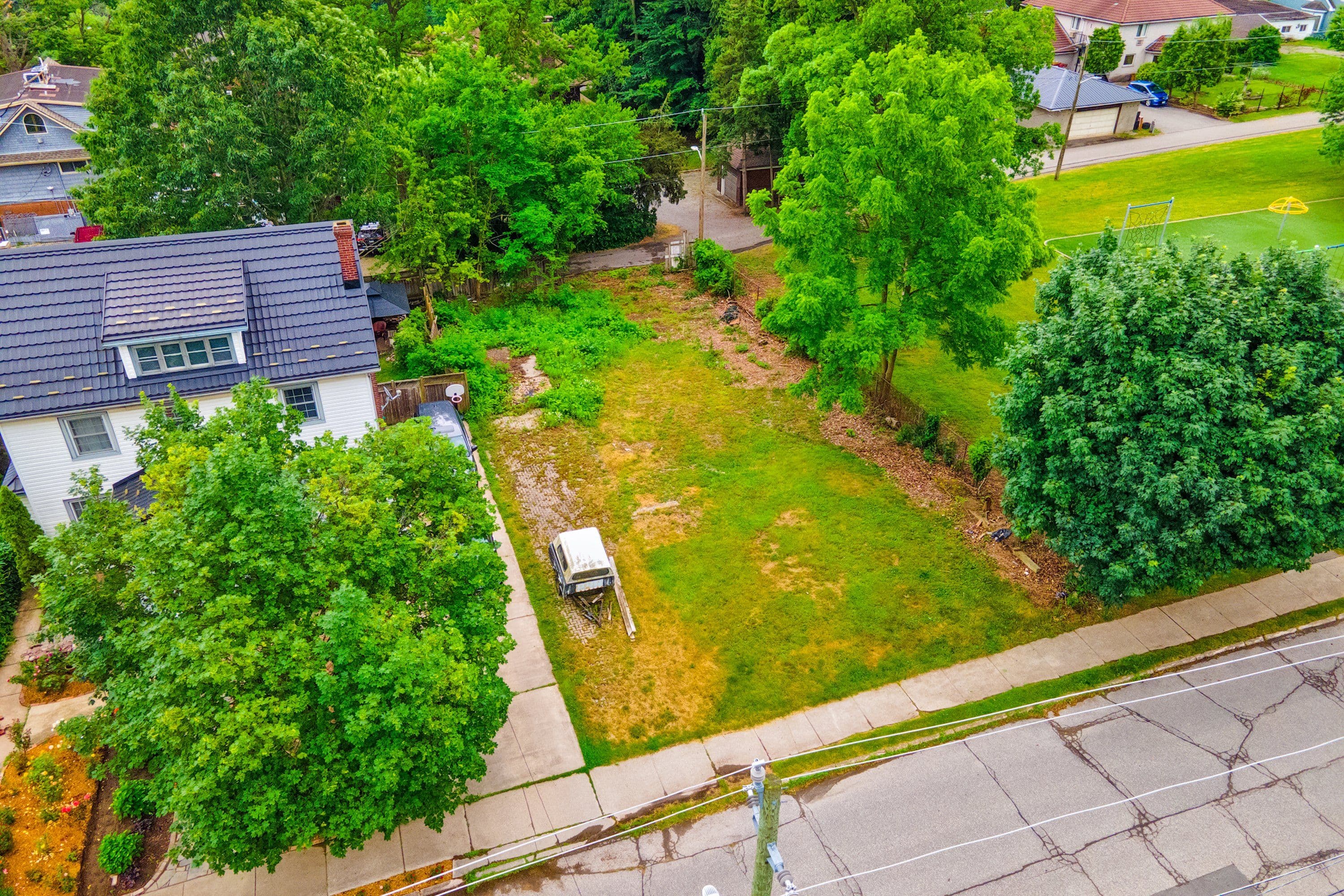 5244 Ontario Avenue, Niagara Falls, ON L2E 3S3