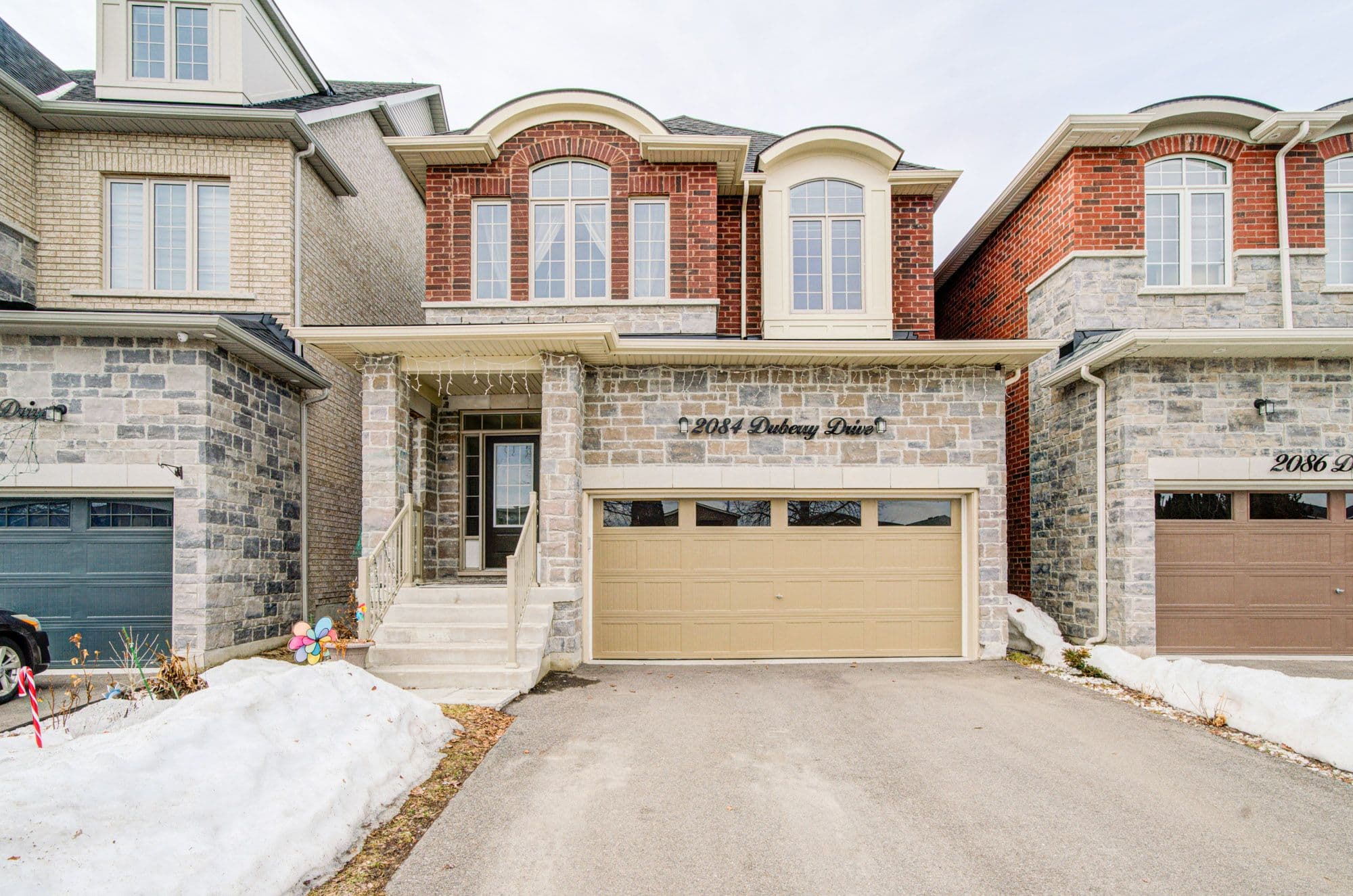 2084 Duberry Drive, Pickering, ON L1X 1Y5
