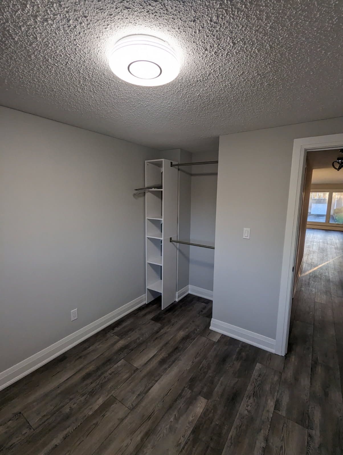 5072 University Avenue, Niagara Falls, ON L2E 7B7