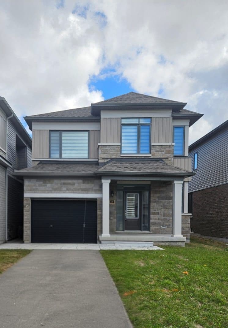 24 Tamworth Terrace, Barrie, ON L9J 0L5