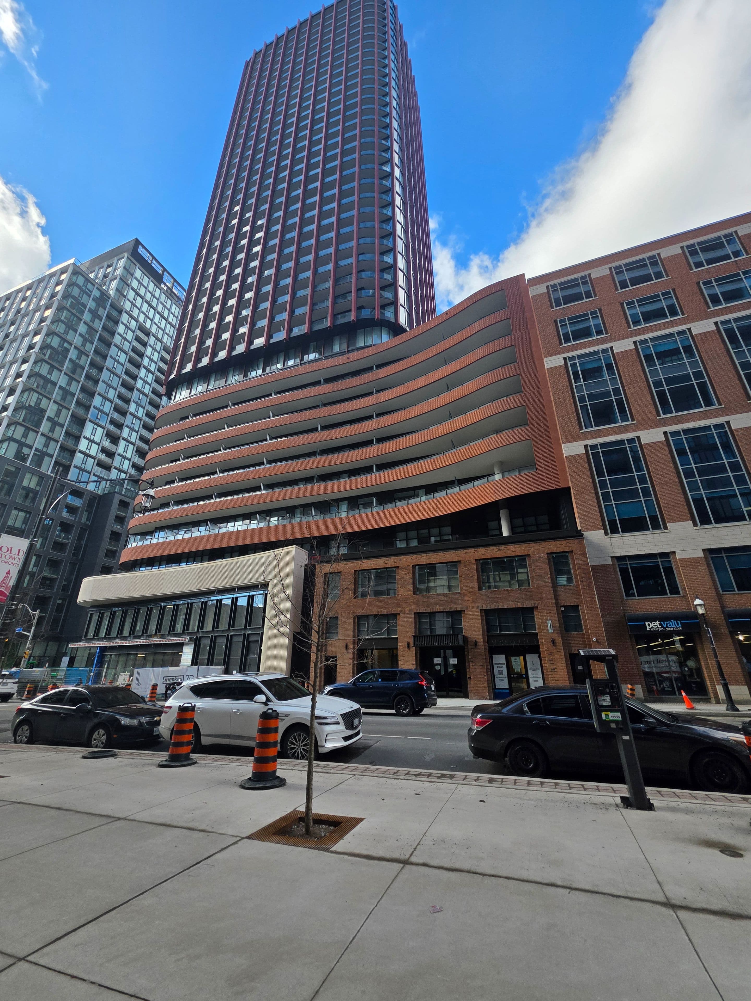 180 Front Street E 2007, Toronto C08, ON M5A 0A9