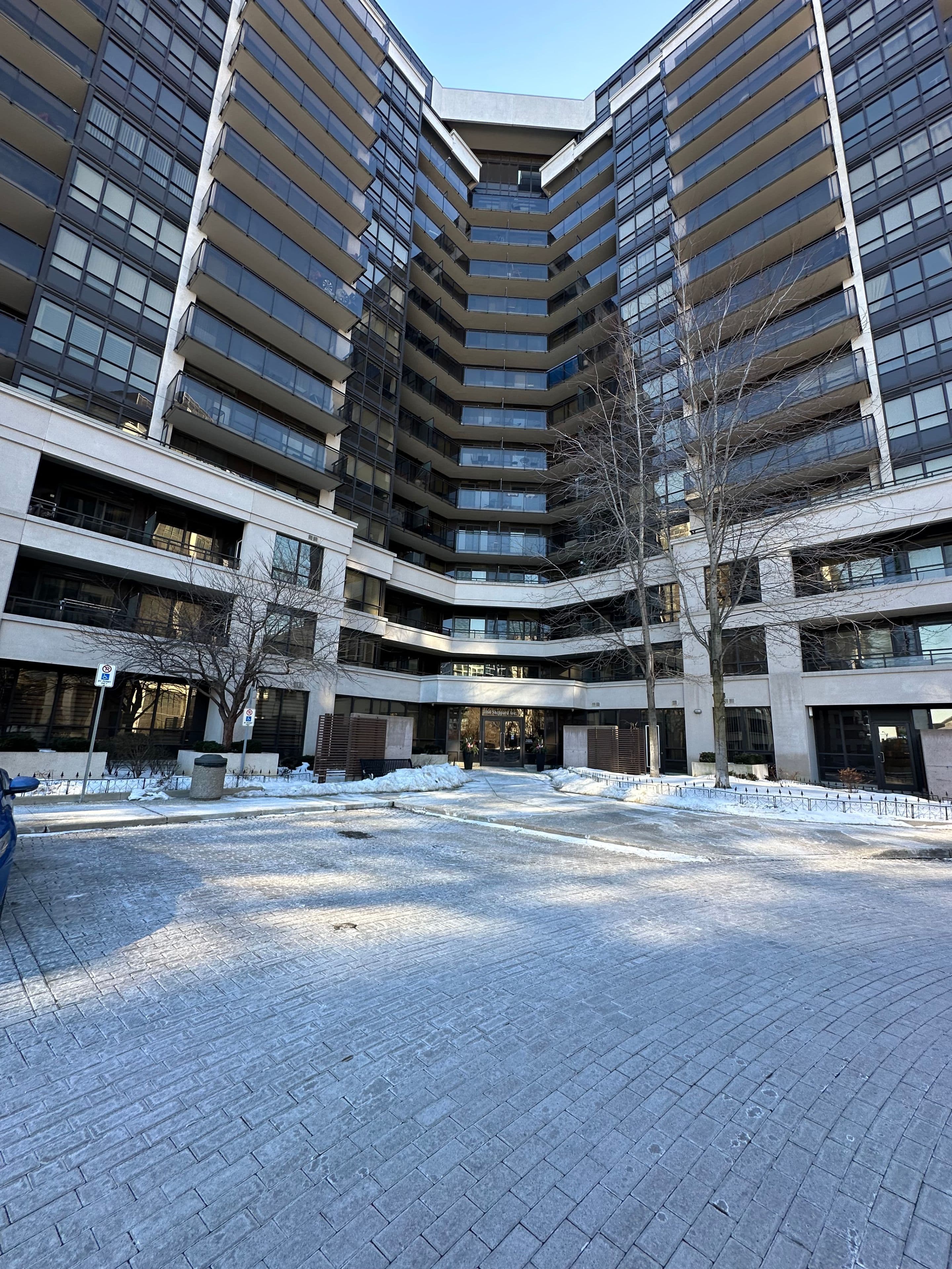 1060 Sheppard Avenue W 414, Toronto W05, ON M3J 0G7