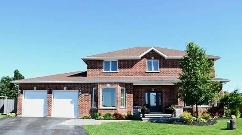28 BRISTOL Place, Belleville, ON K8N 4Z5