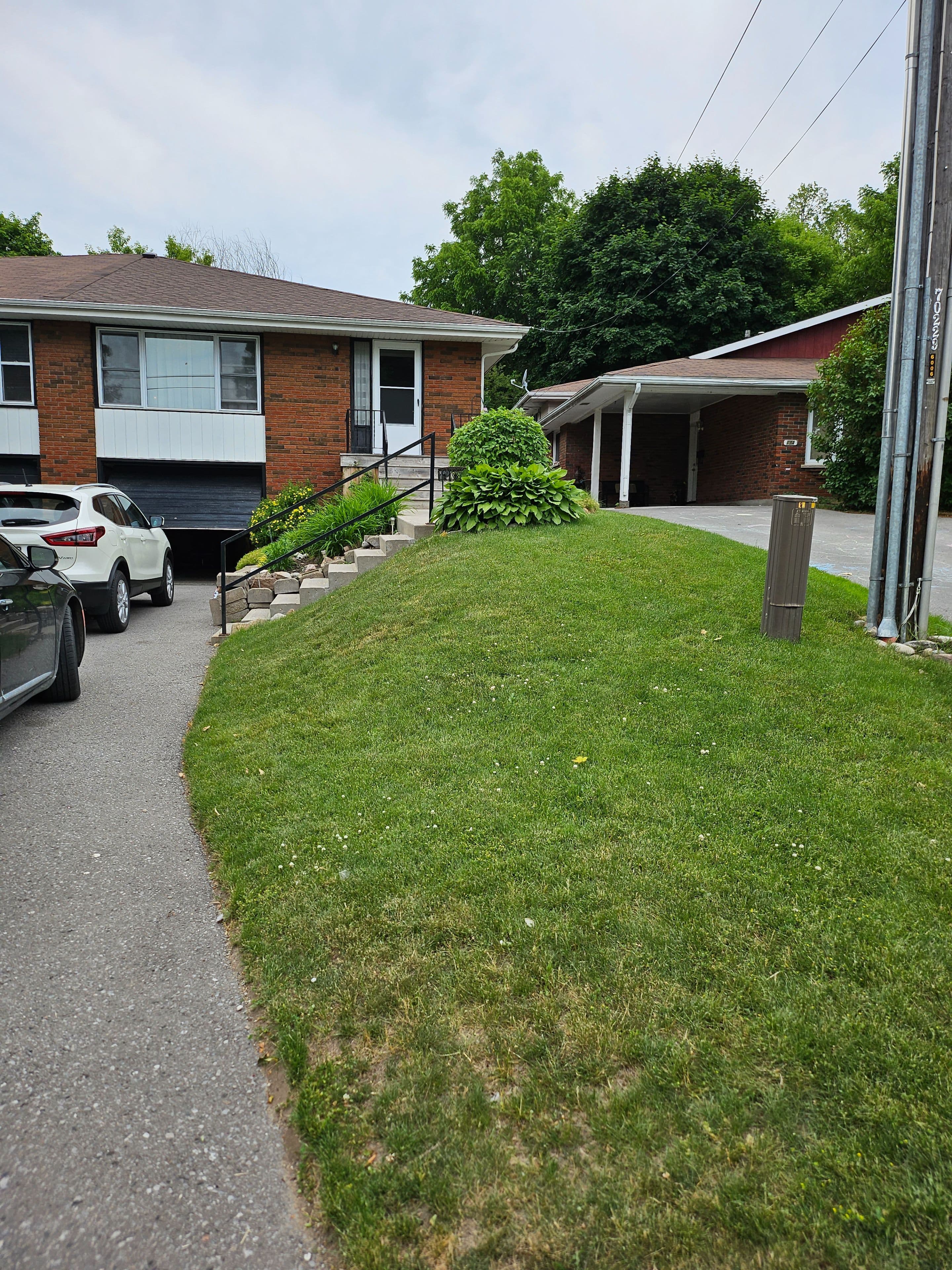17B Beechwood Drive, Peterborough, ON K9J 1M2