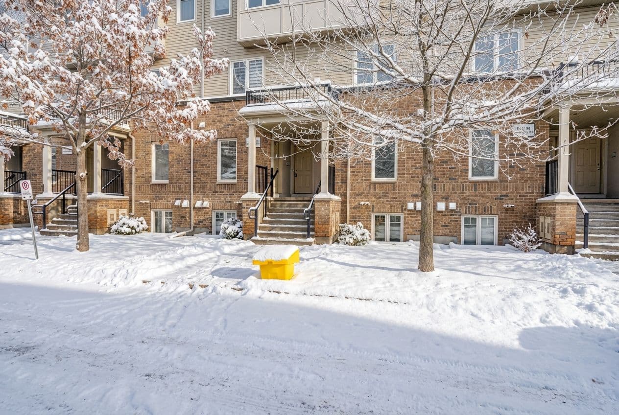 150 Urbancrest Private, Barrhaven, ON T1P 1L9