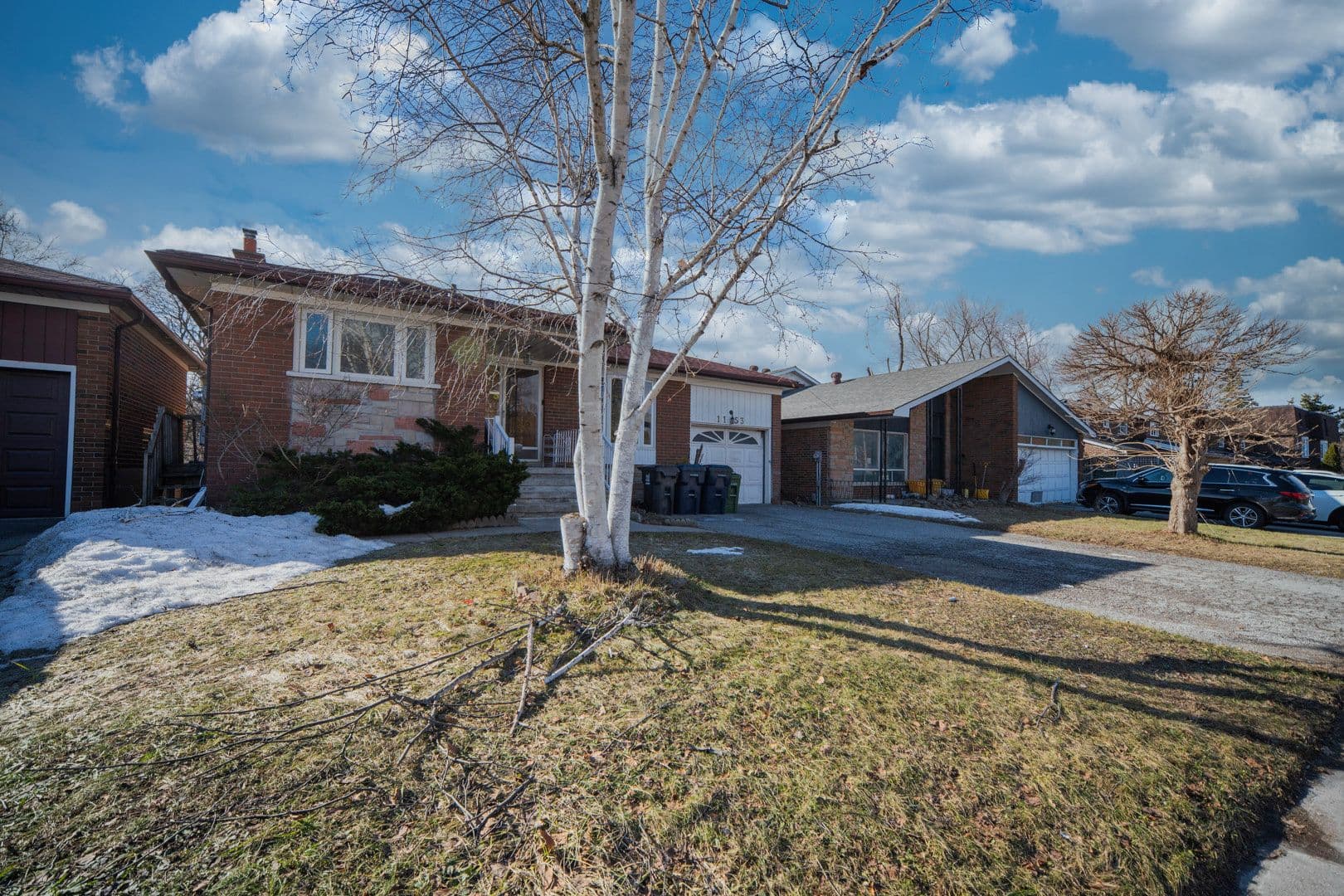 1153 Huntingwood Drive, Toronto E07, ON M1S 1K6