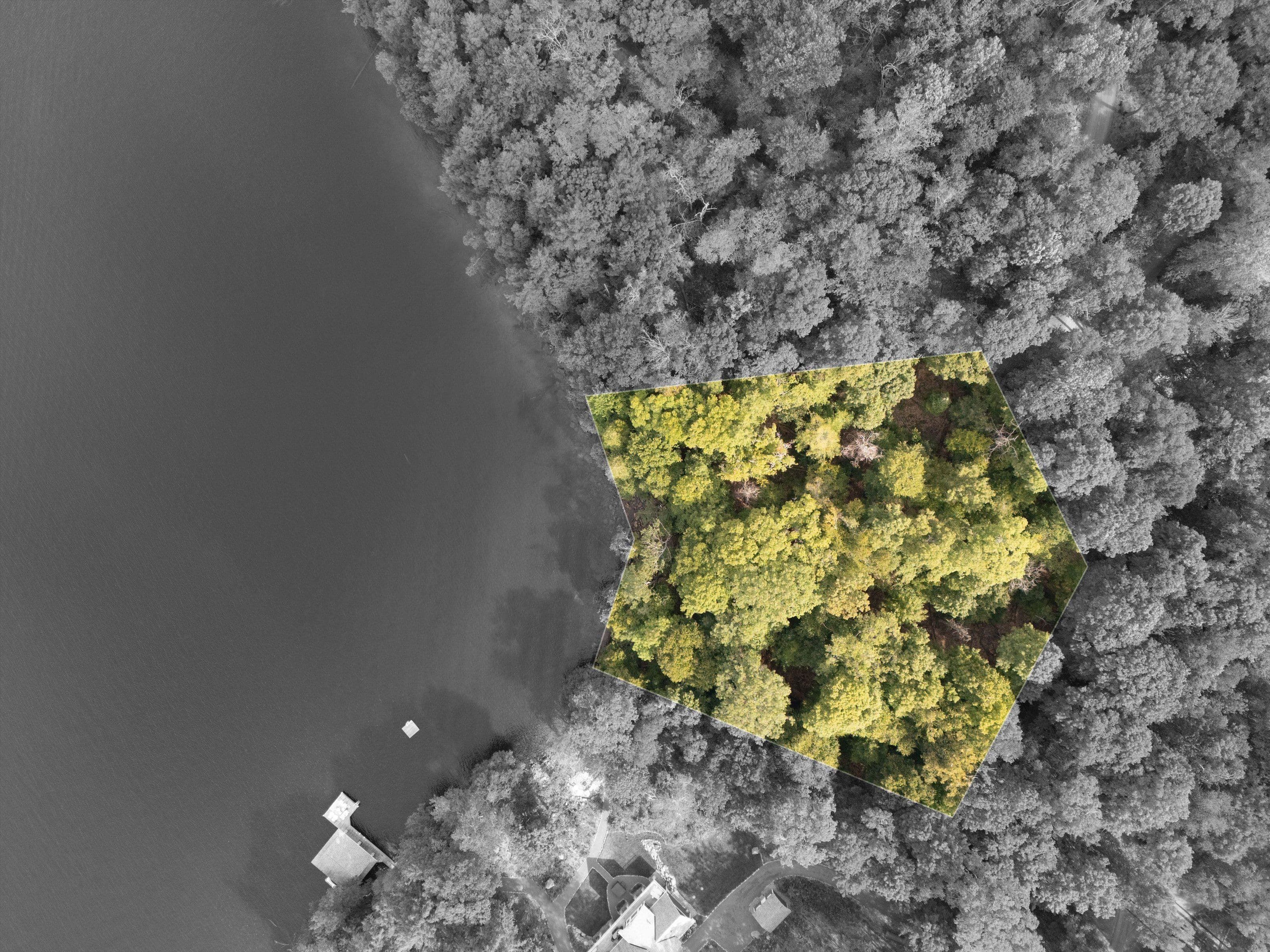 300 Bigwin Island, Lake of Bays, ON P0B 1A0