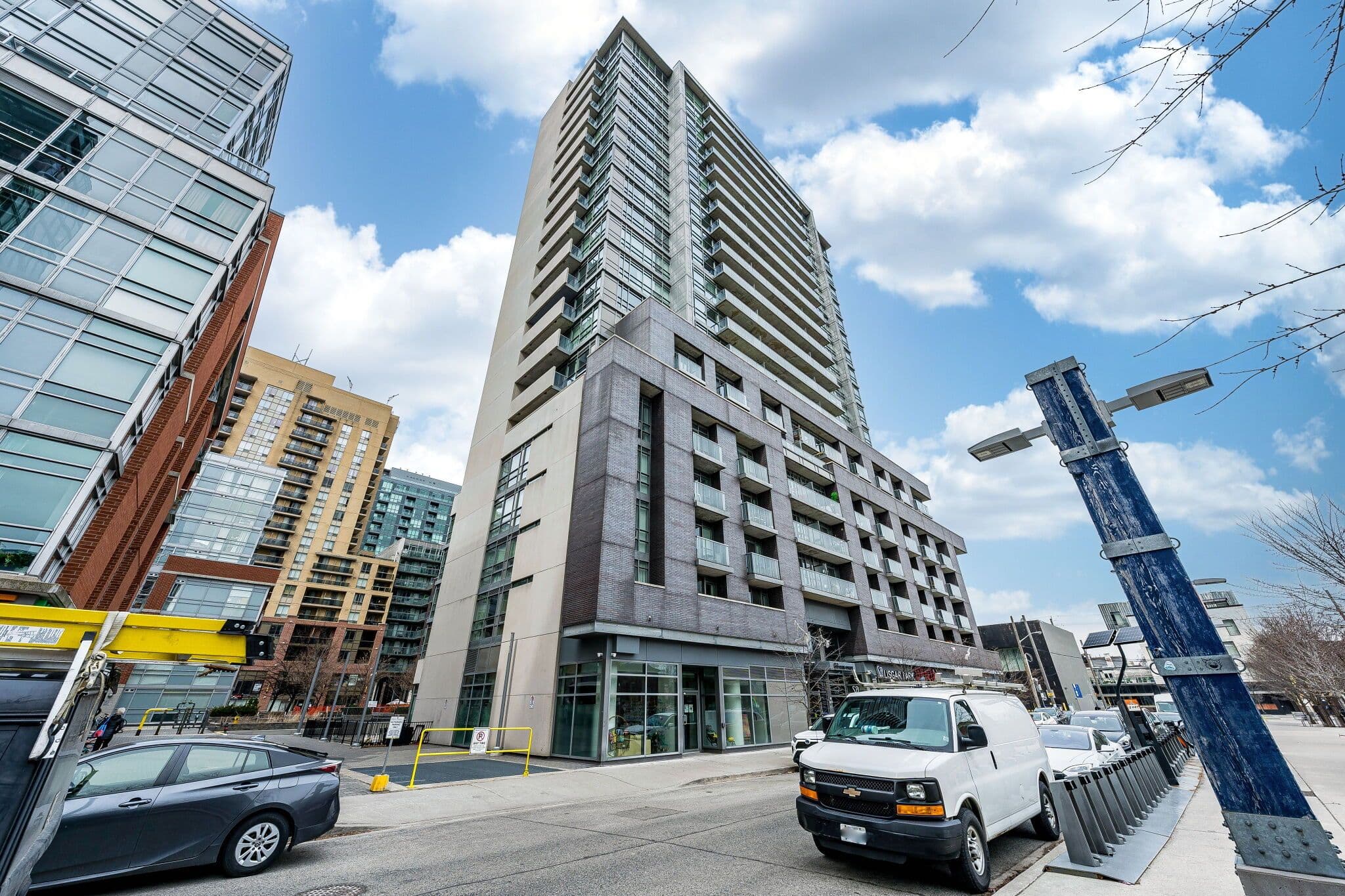 68 Abell Street 635, Toronto C01, ON M6J 0B1