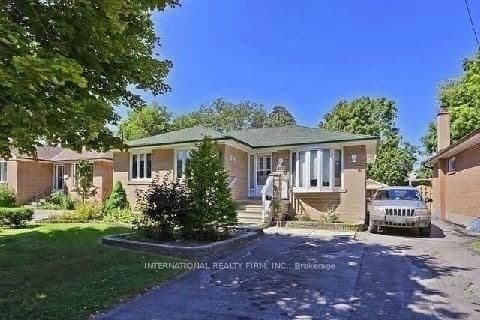 397 Centre Street E Main, Richmond Hill, ON L4C 1B5
