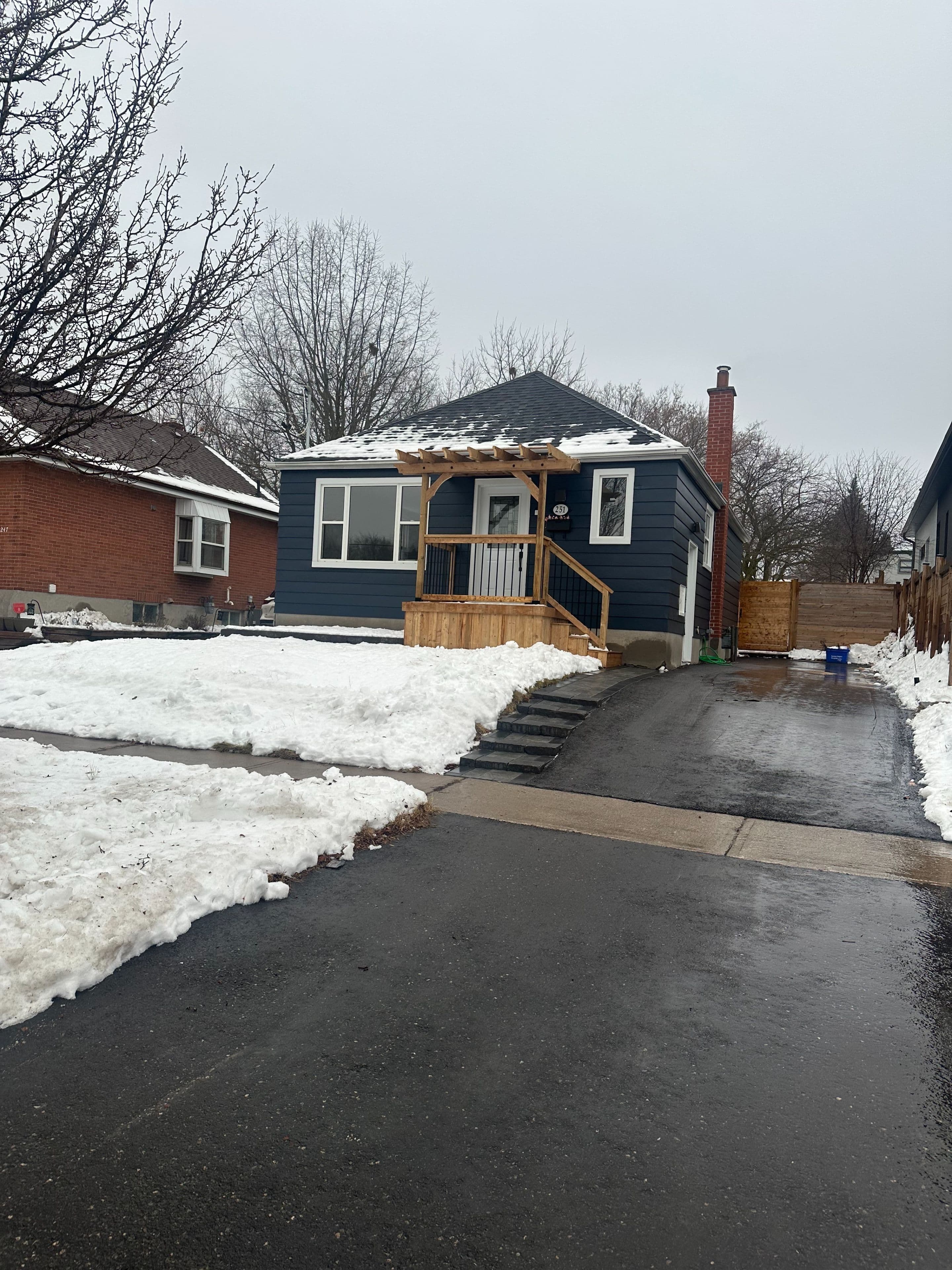 251 Tresane Street, Oshawa, ON L1J 1T9