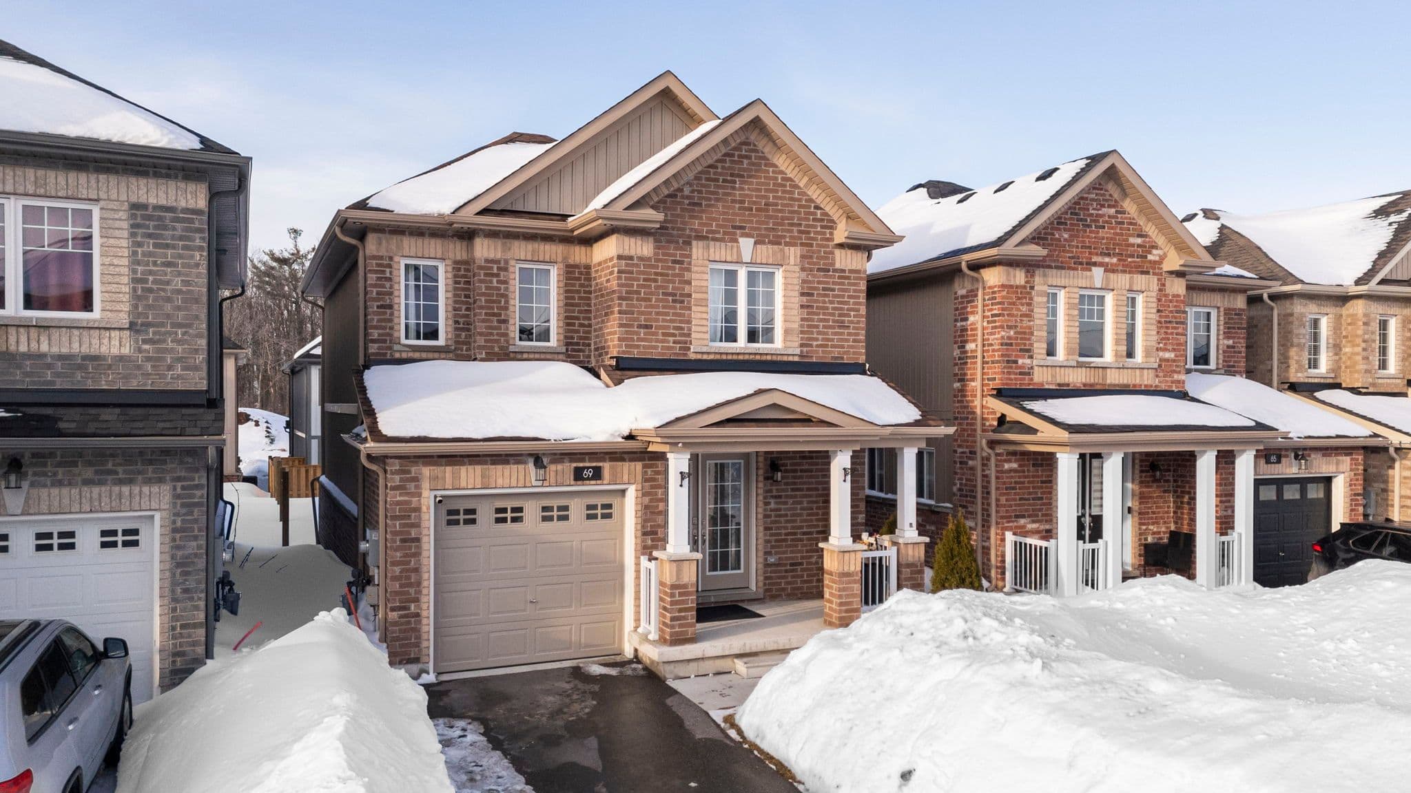 69 Alaskan Heights, Barrie, ON L9J 0H9