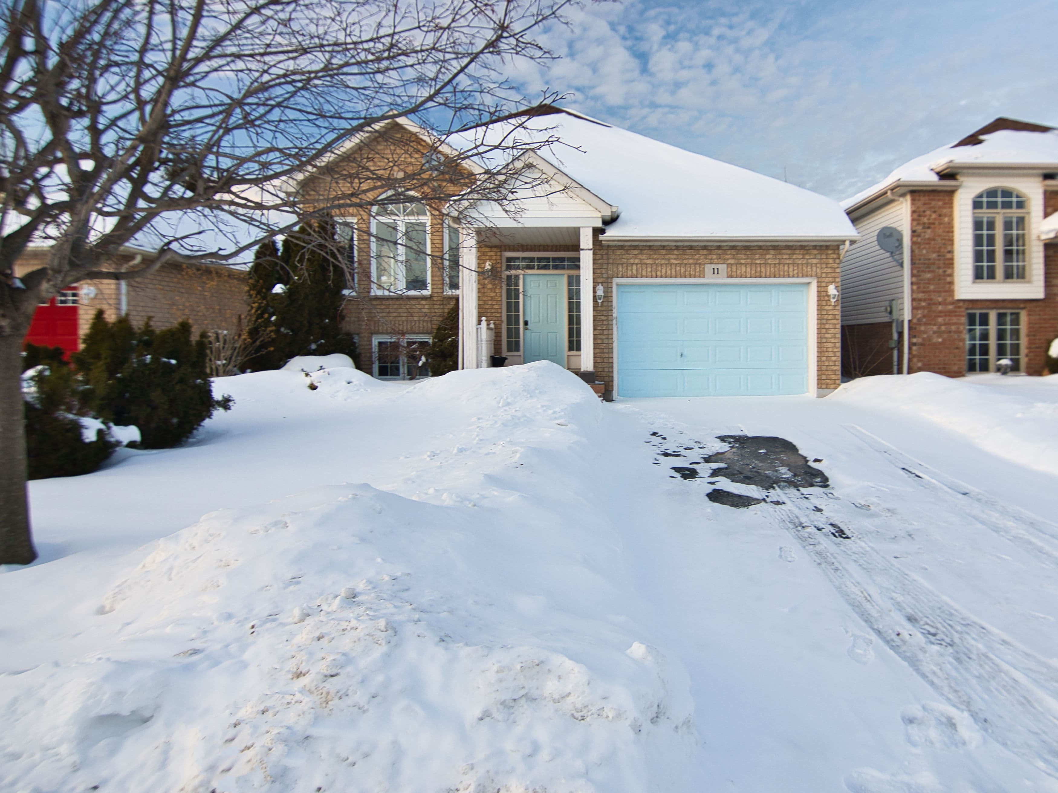 11 Cozocar Crescent, St. Catharines, ON L2S 3Y5