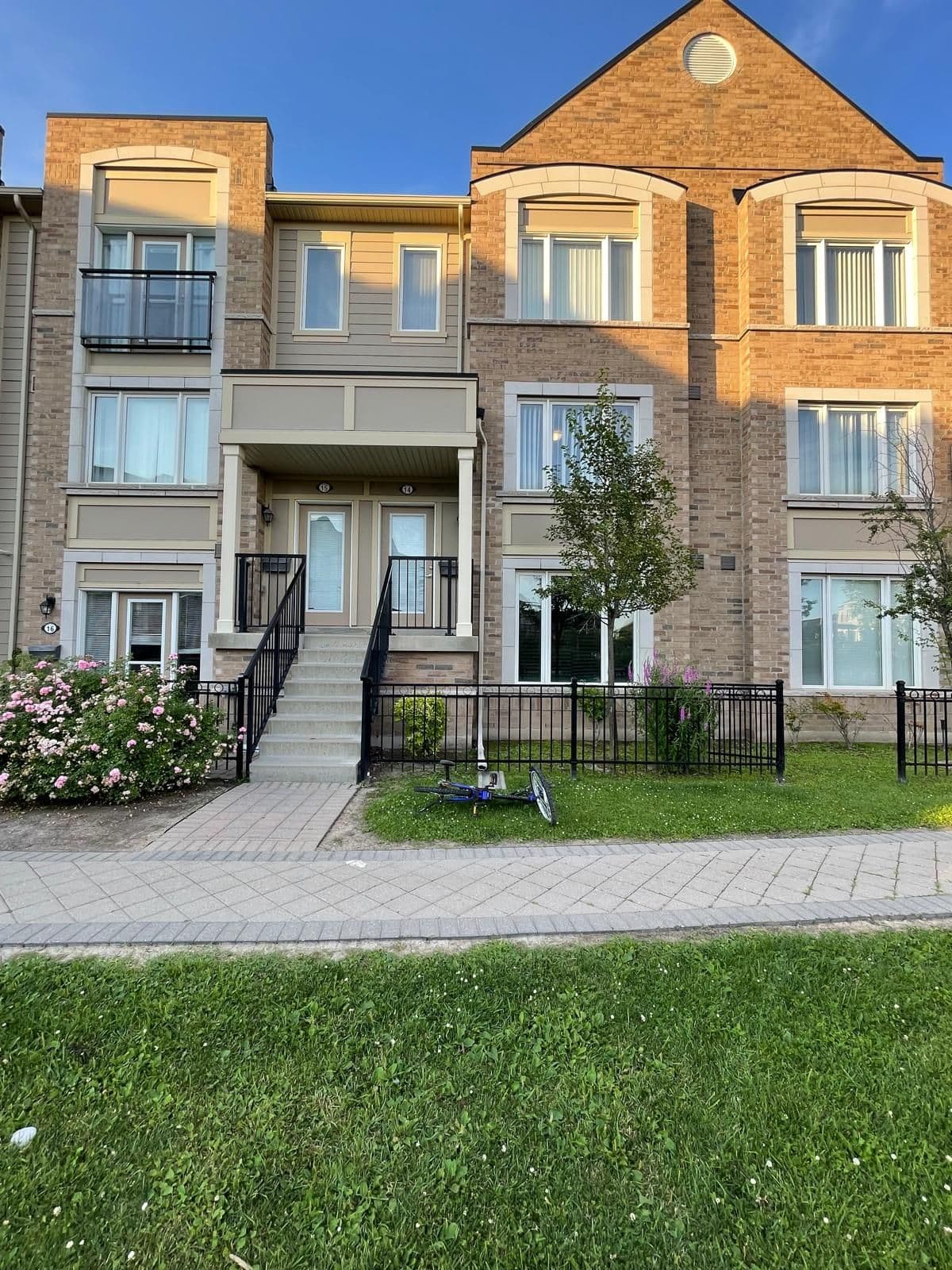 3135 Boxford Crescent 14, Mississauga, ON L5M 0X1
