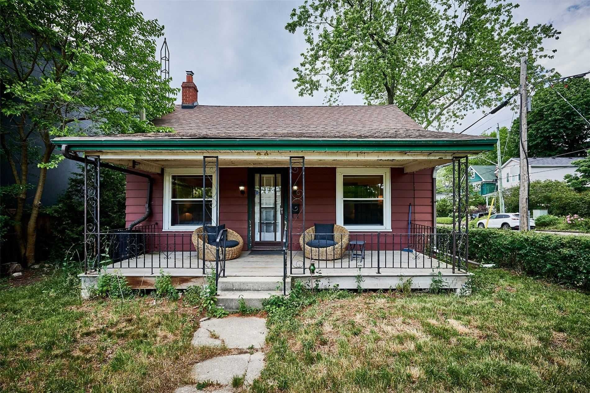 22 Freeman Street, Toronto E06, ON M1N 2B9