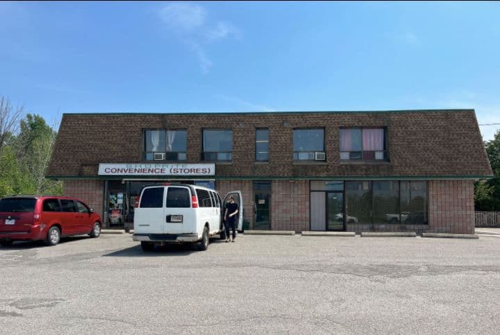 5051 Baseline Road 1, Georgina, ON L0E 1R0