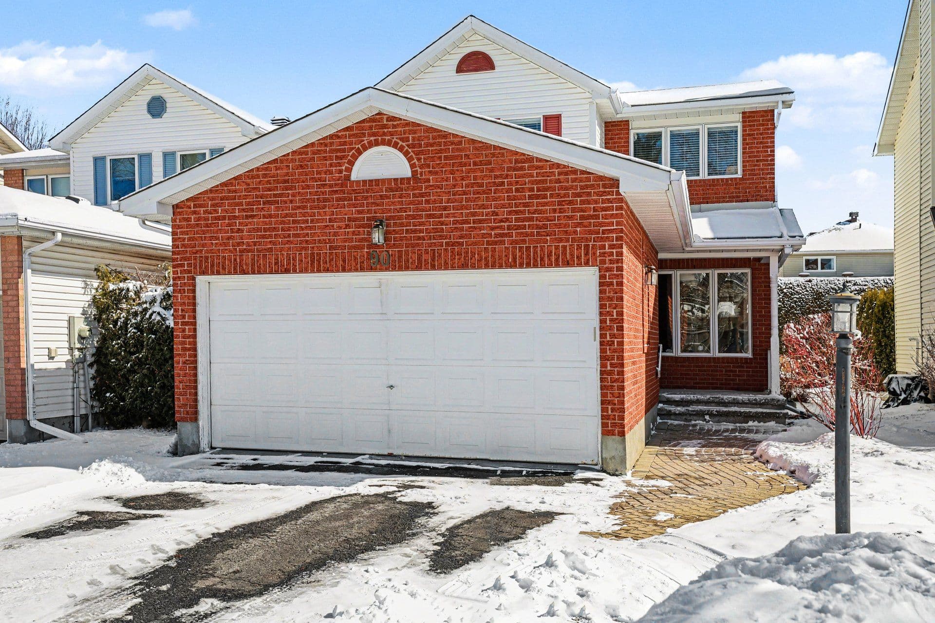 90 Moresby Drive, Kanata, ON K2M 2J6