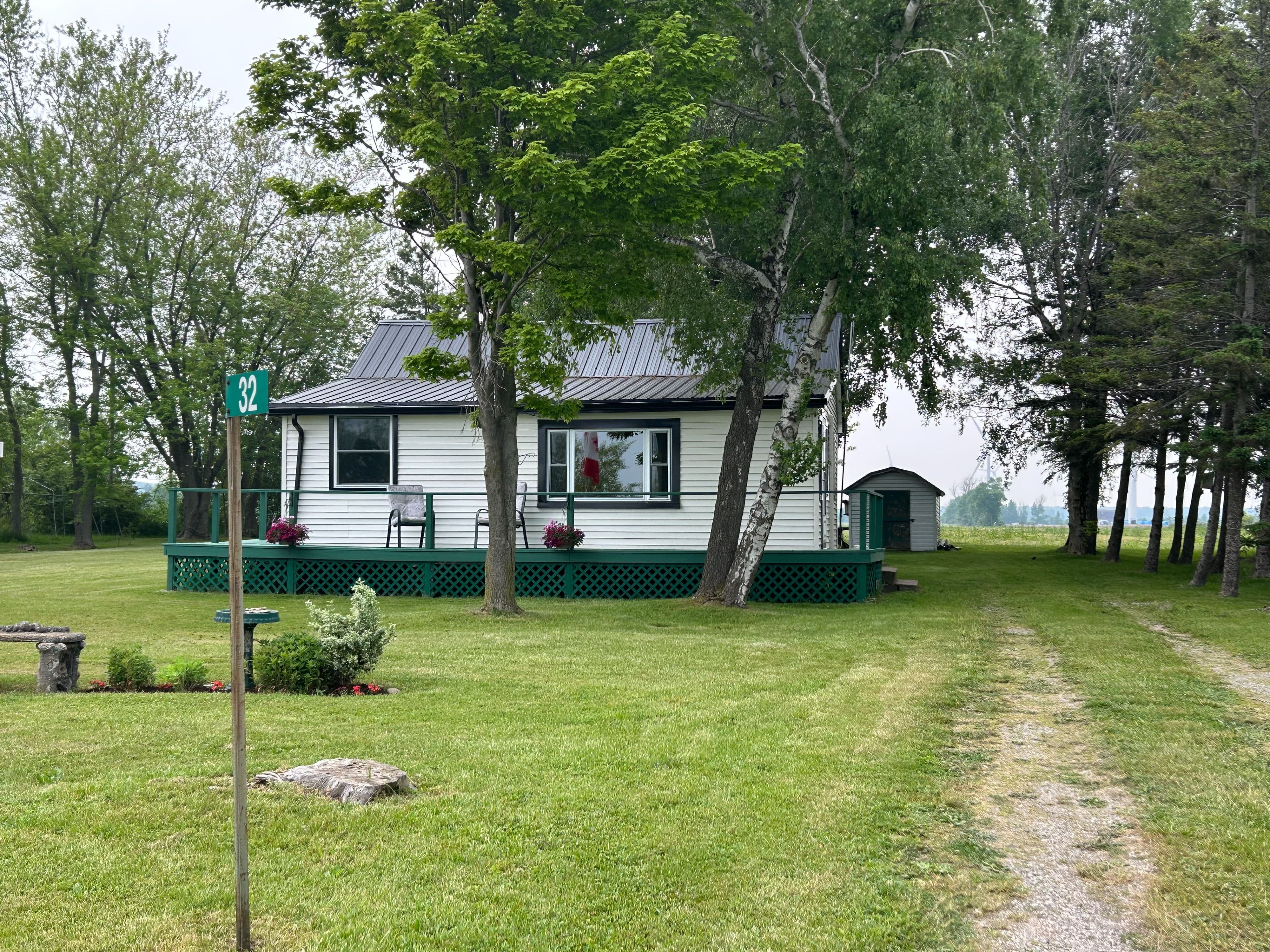 32 Erie Heights Line, Haldimand, ON N0A 1K0