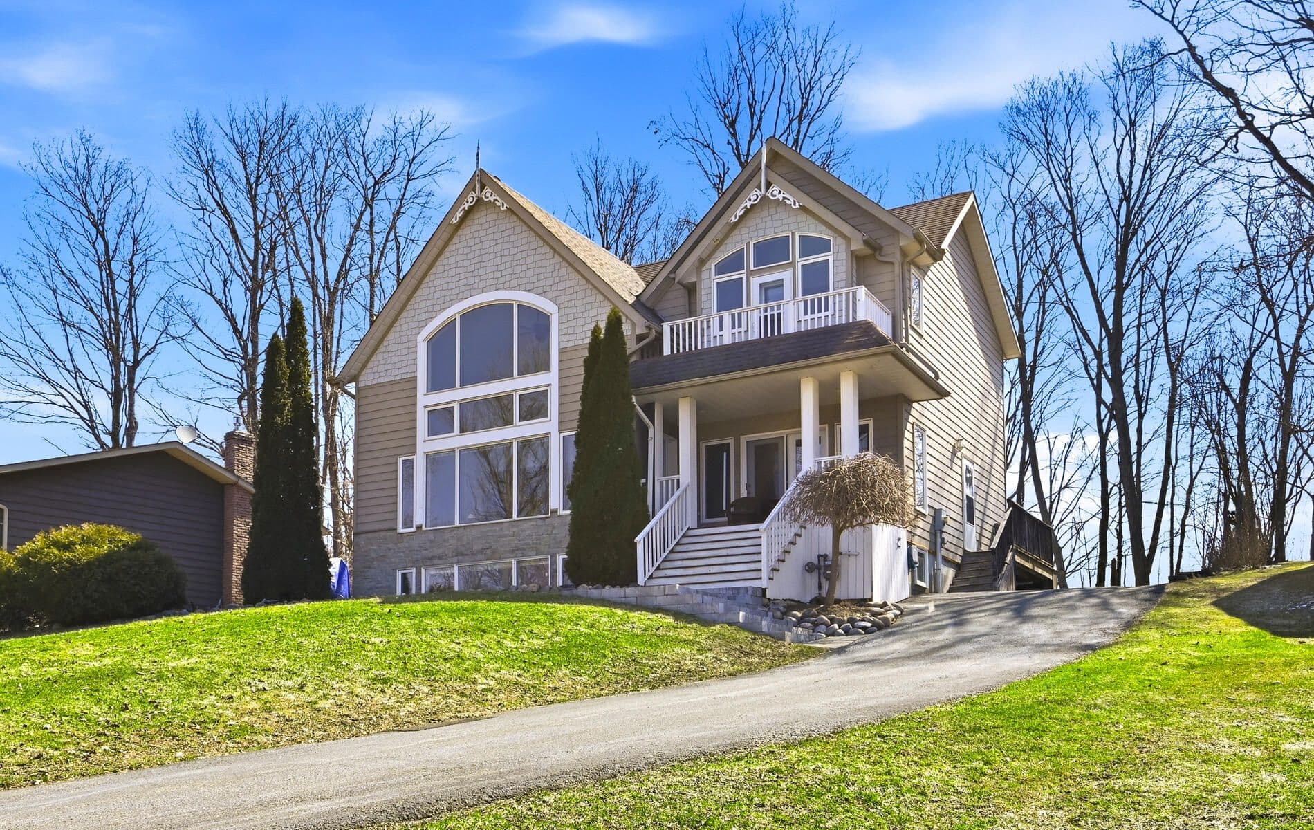 499 Fralicks Beach Road, Scugog, ON L9L 1B6