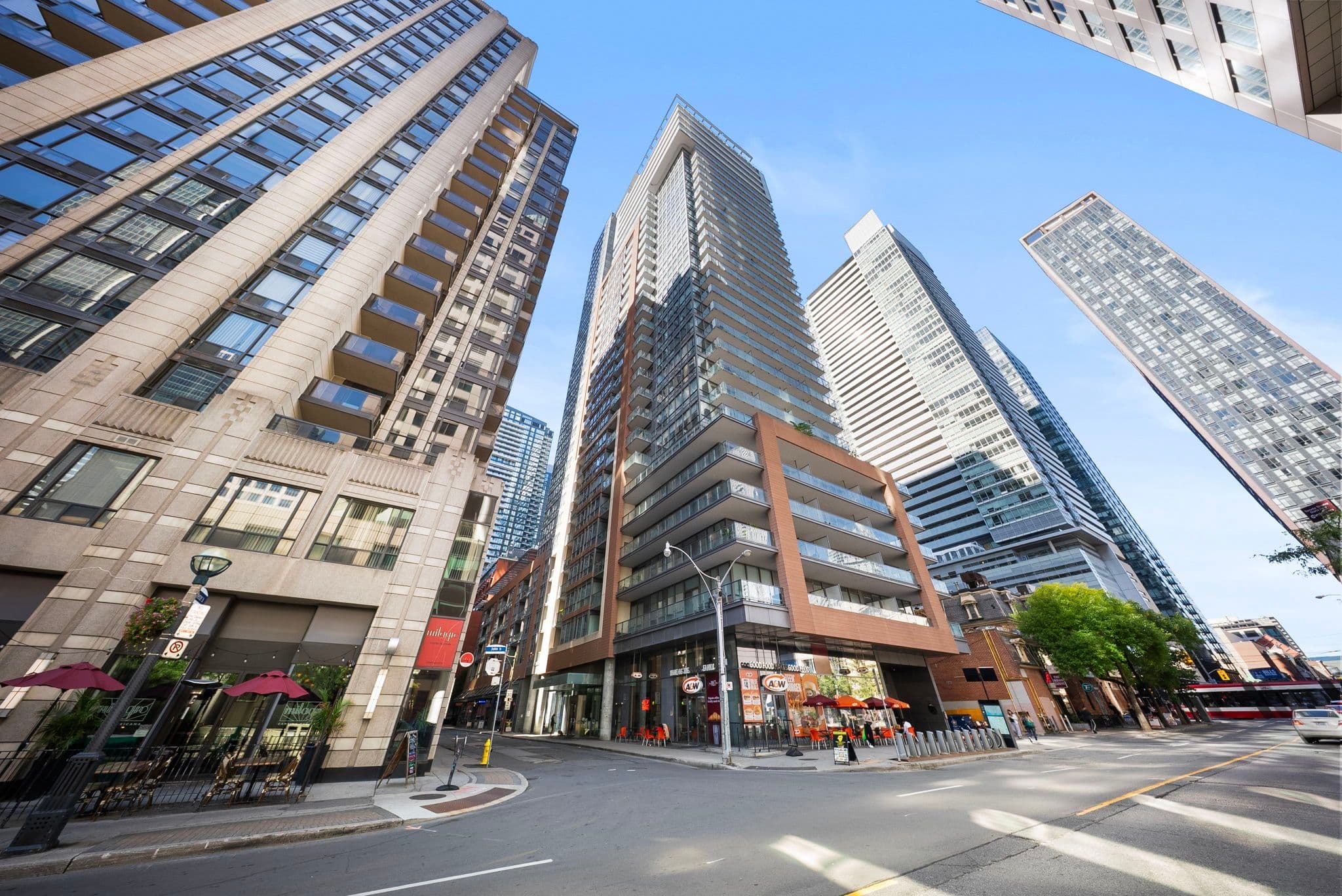 8 Mercer Street 507, Toronto C01, ON M5V 0C4