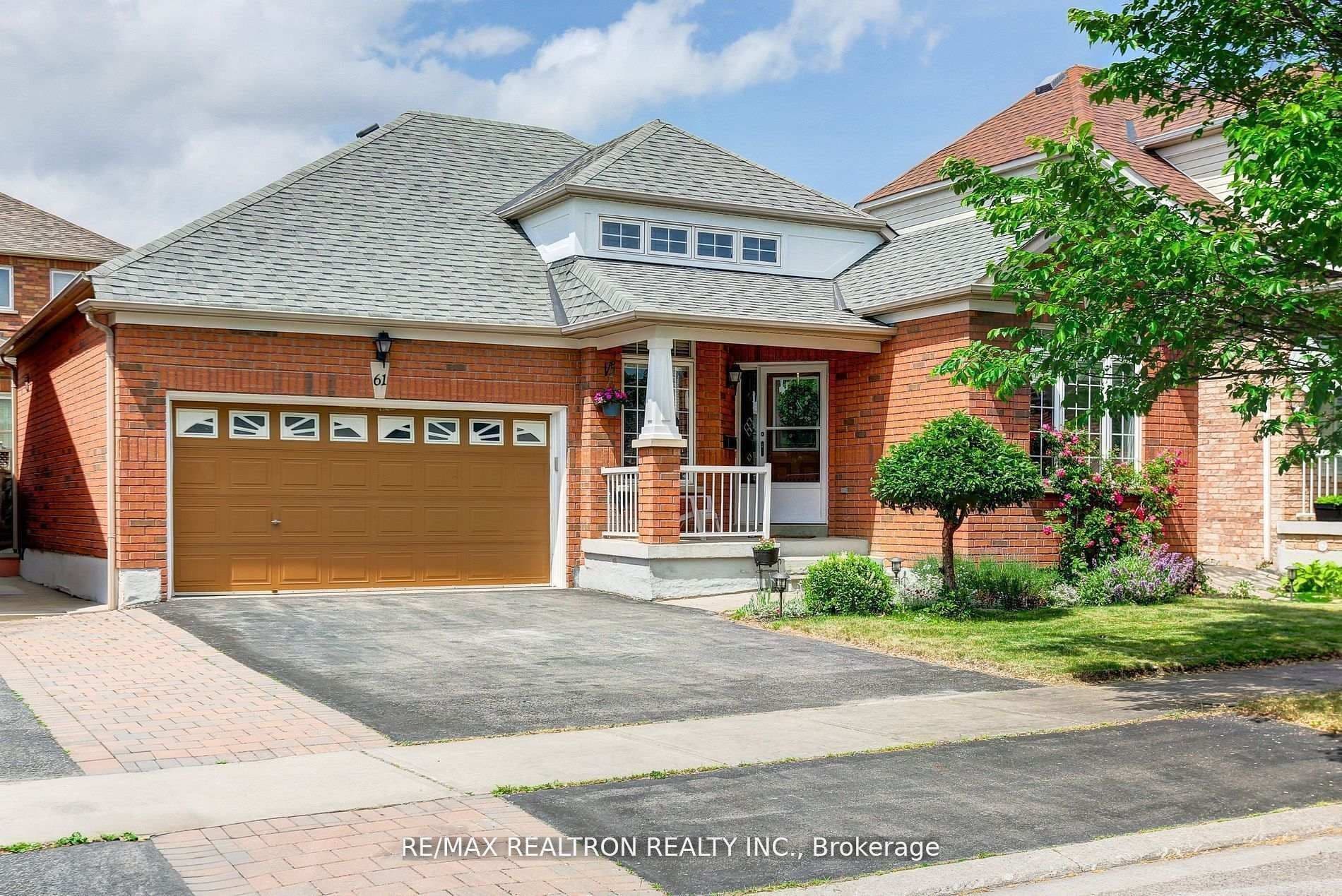 61 Manorwood Drive, Markham, ON L6C 2S2