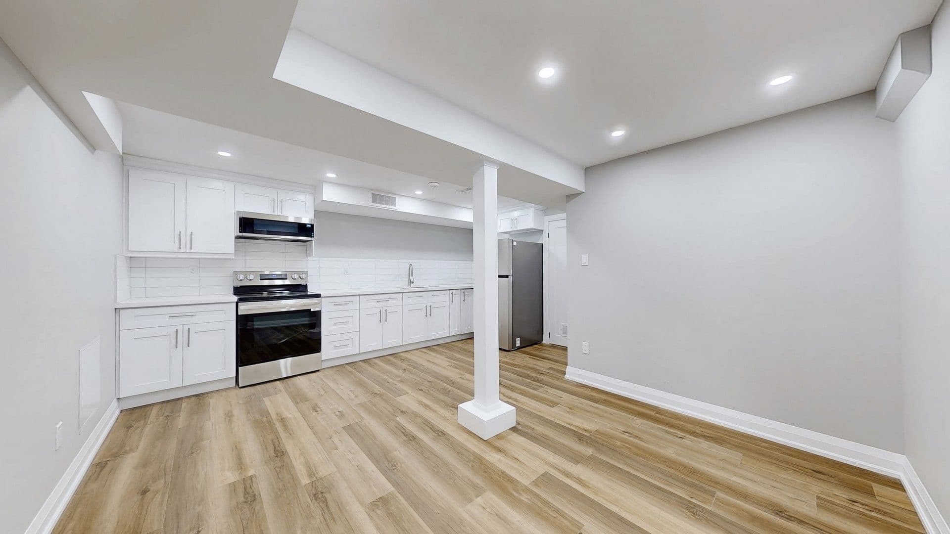 6384 Plowmans Heath N/A Bsmt, Mississauga, ON L5N 3W1