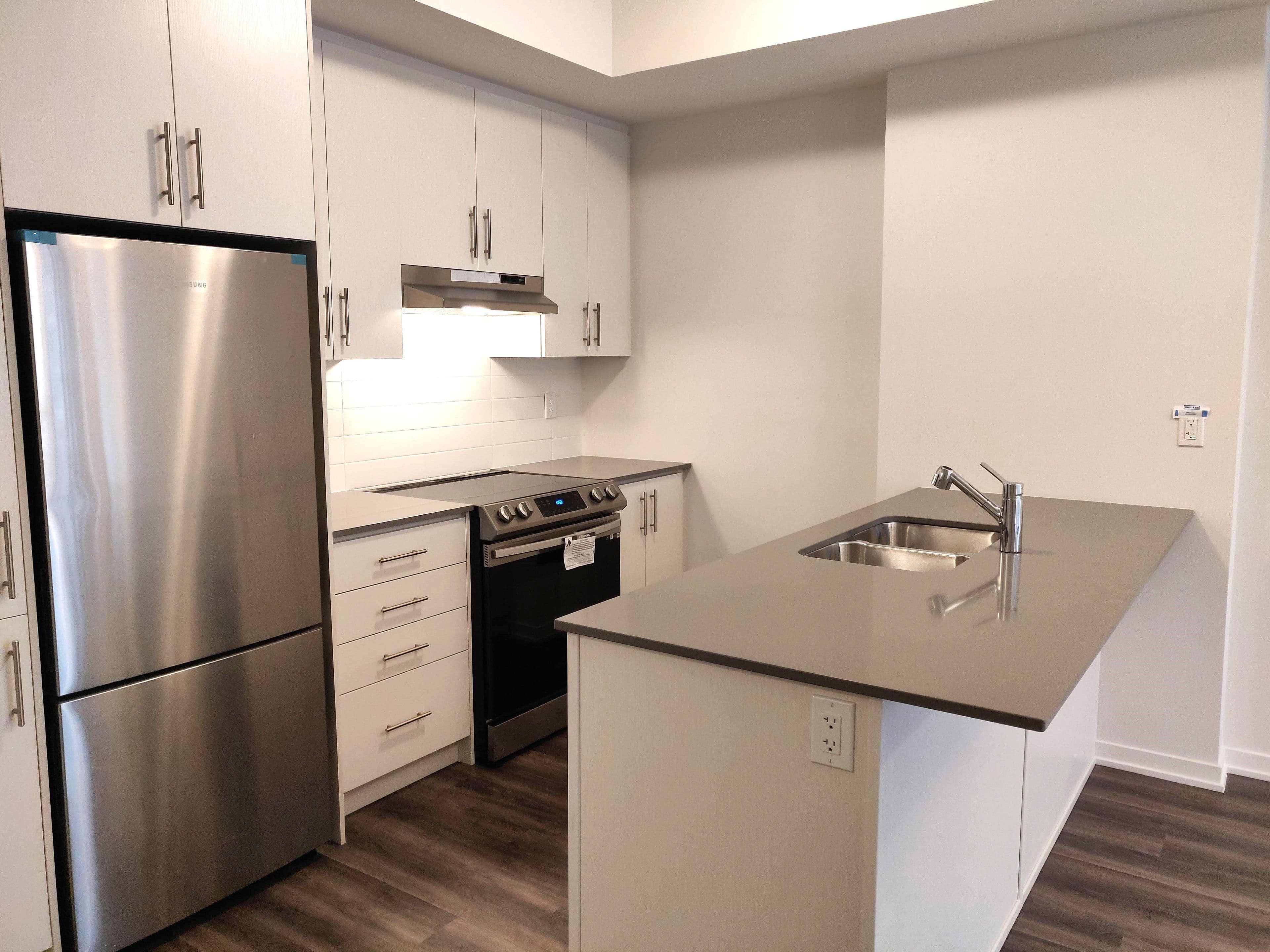 20 William Jackson Way 99, Toronto W06, ON M8V 0J7