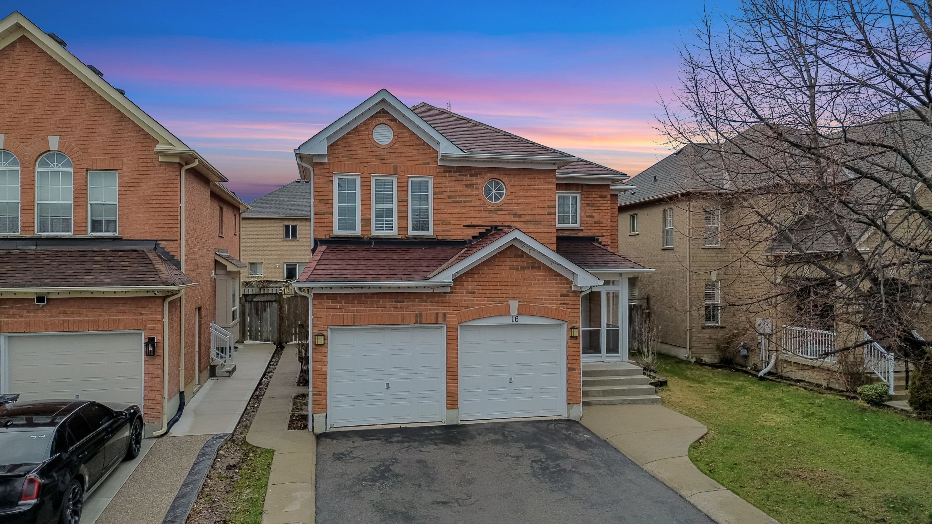 16 Whitford Court, Brampton, ON L6R 2S2