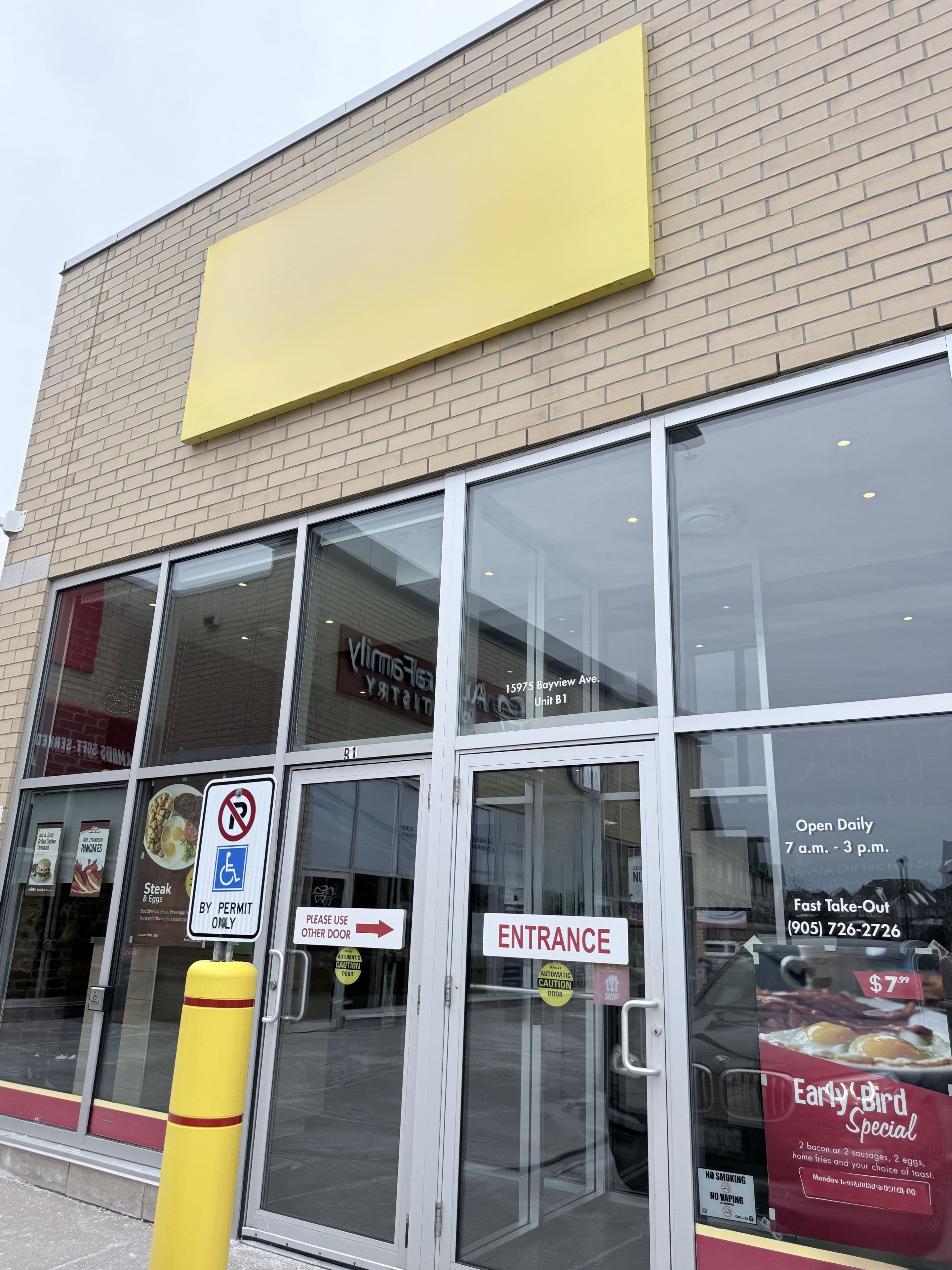 15975 Bayview Avenue, Aurora, ON L4G 0S3