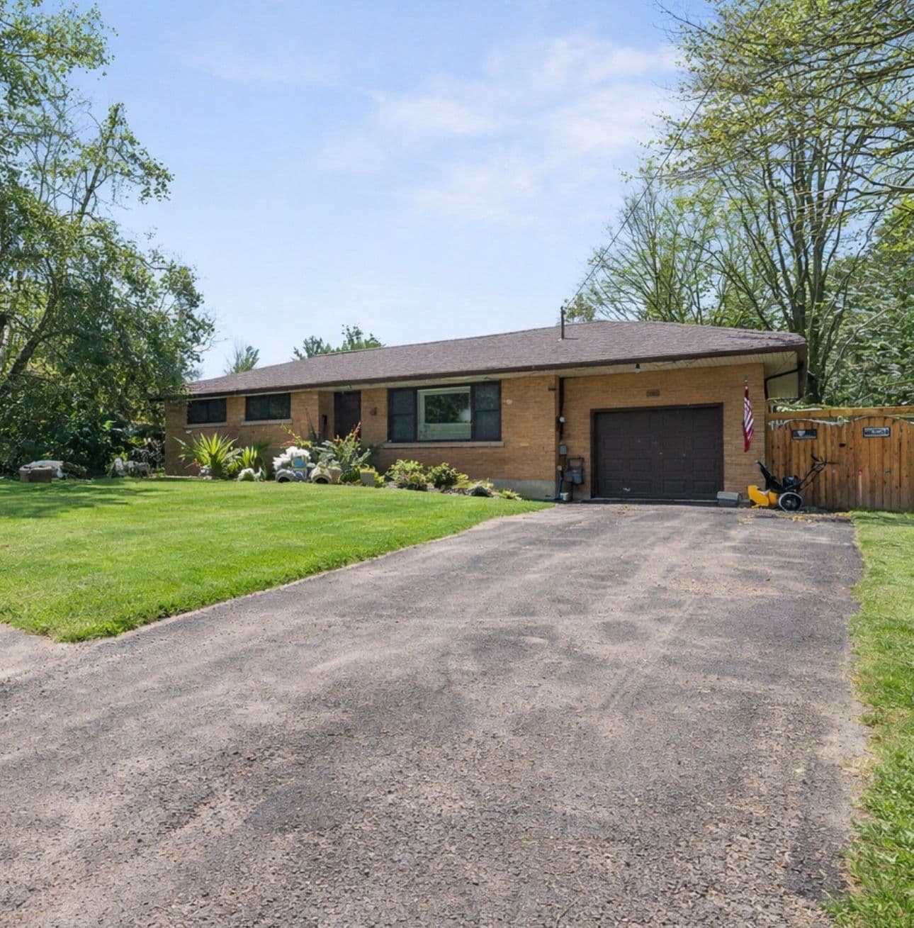 86 Fittons Road E, Orillia, ON L3V 2J5