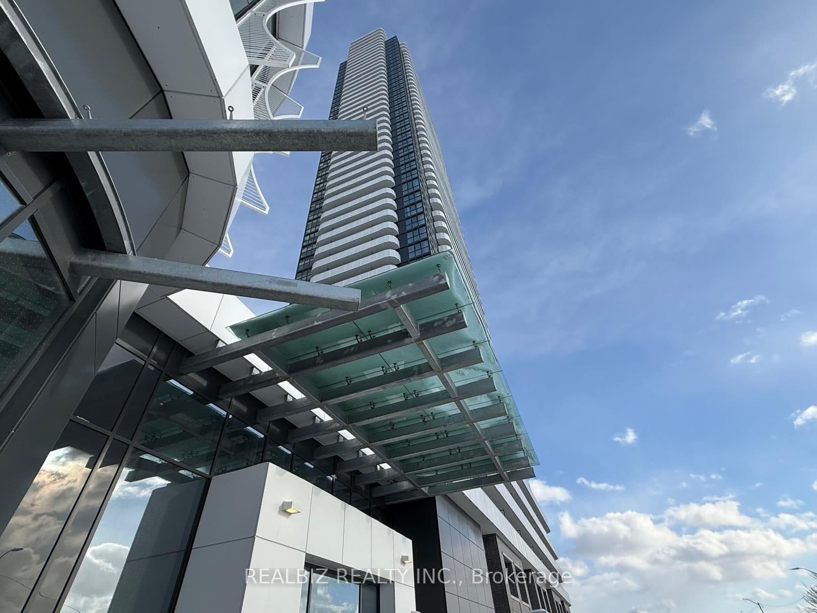 225 Commerce Street 1109, Vaughan, ON L4K 0P9