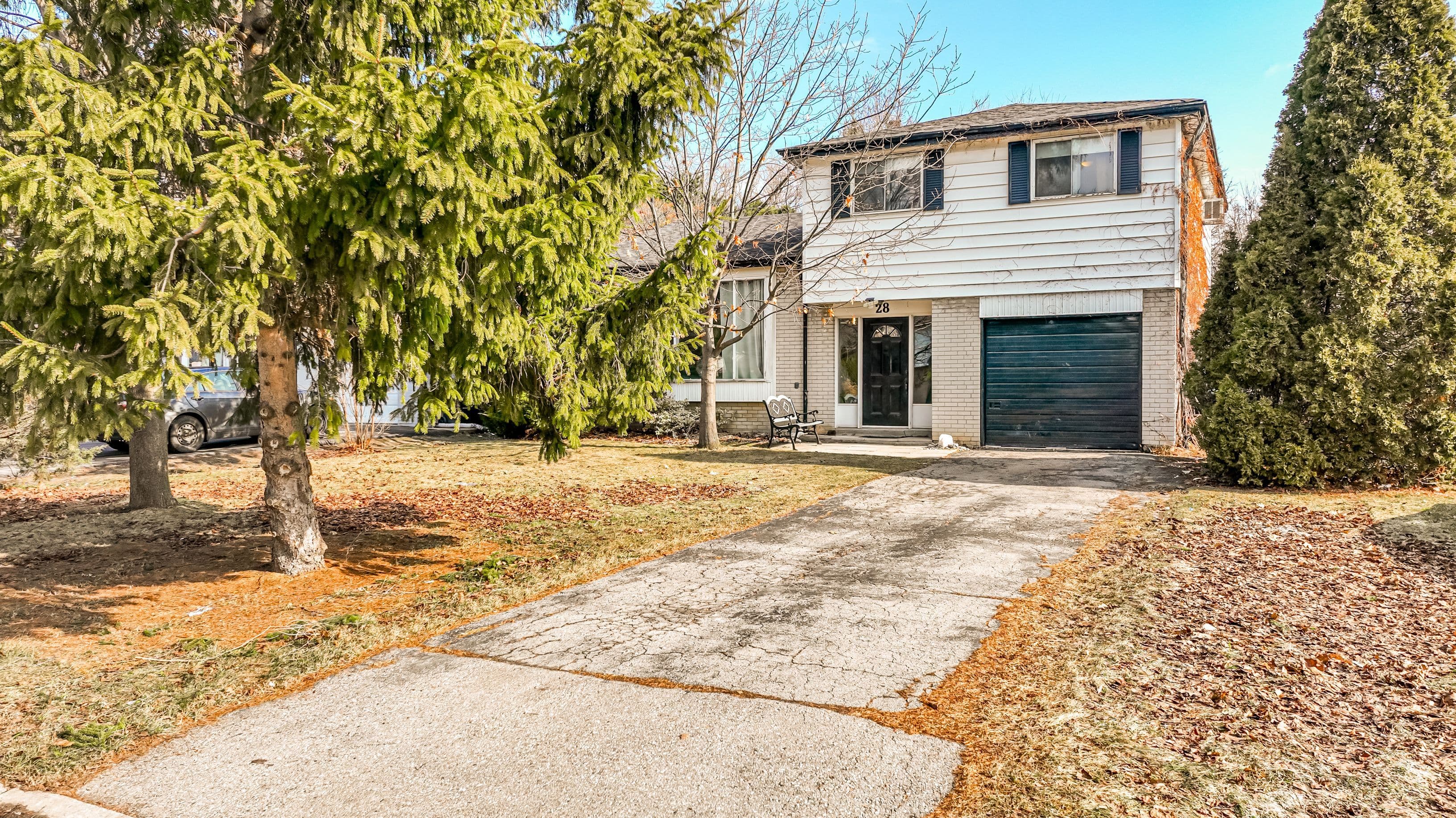 28 Cavendish Crescent, Brampton, ON L6T 1Z4