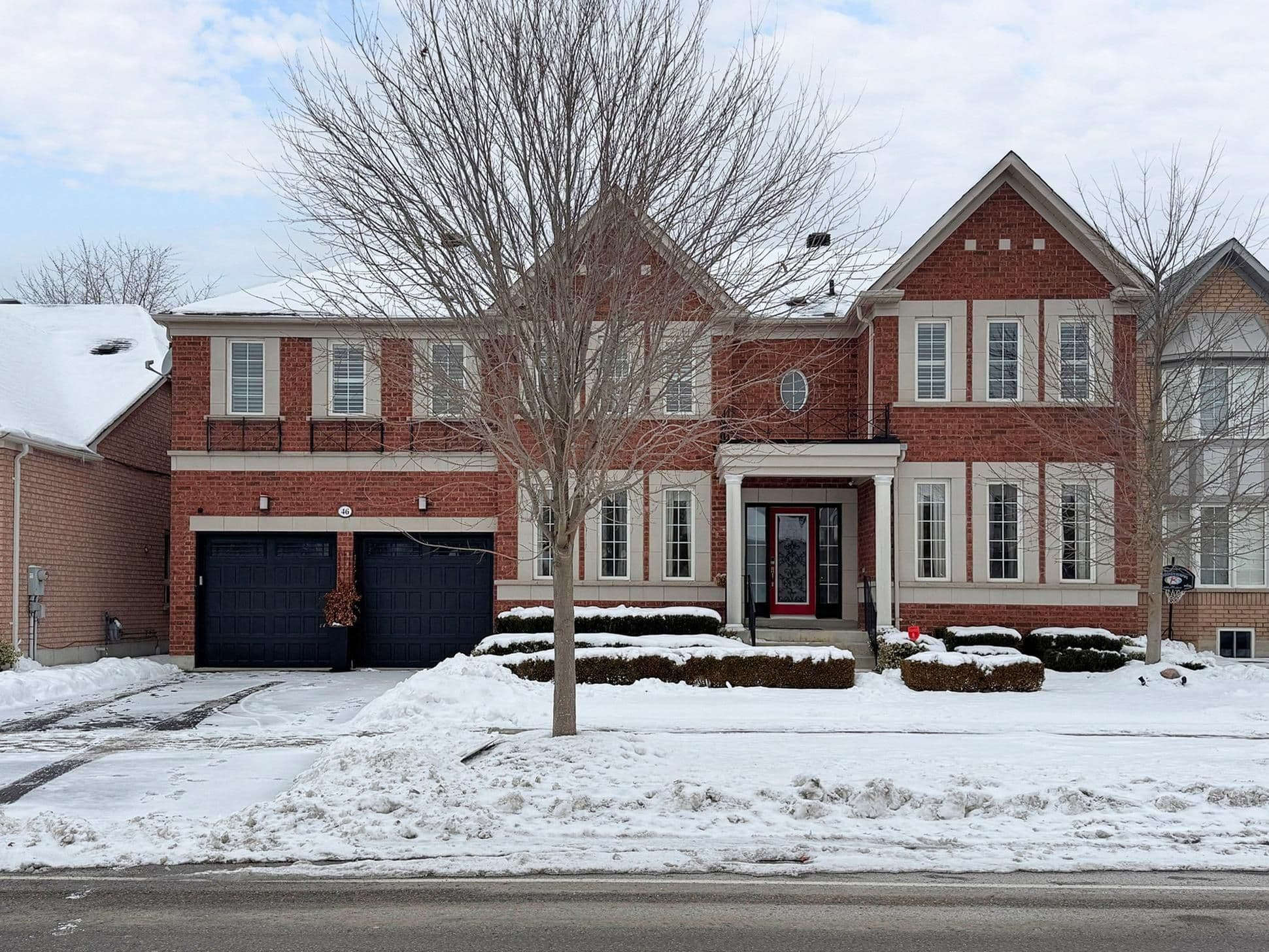 46 Williamson Drive W, Ajax, ON L1T 4M9