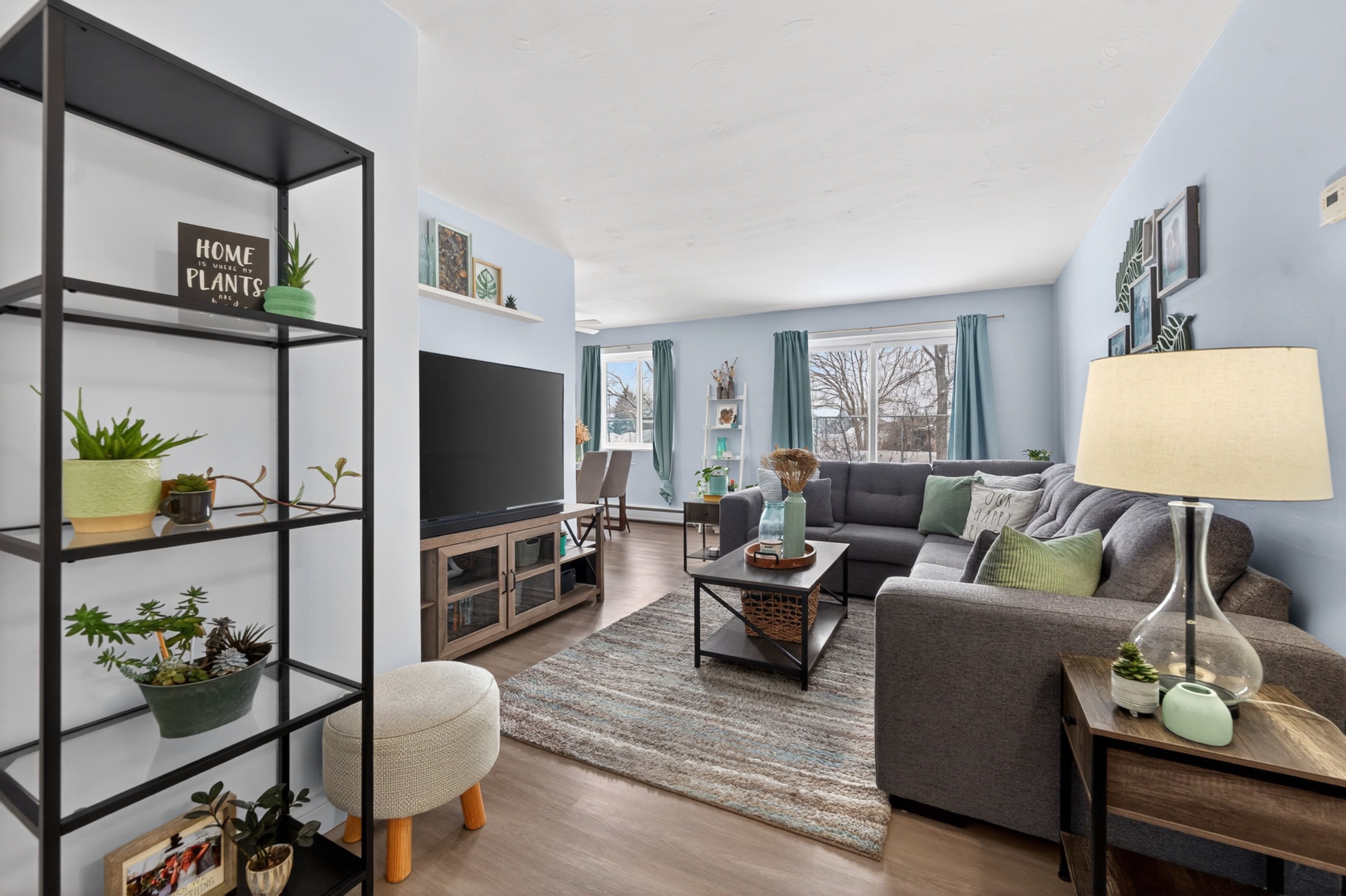 456 Carlton Street 10, St. Catharines, ON L2M 4X1