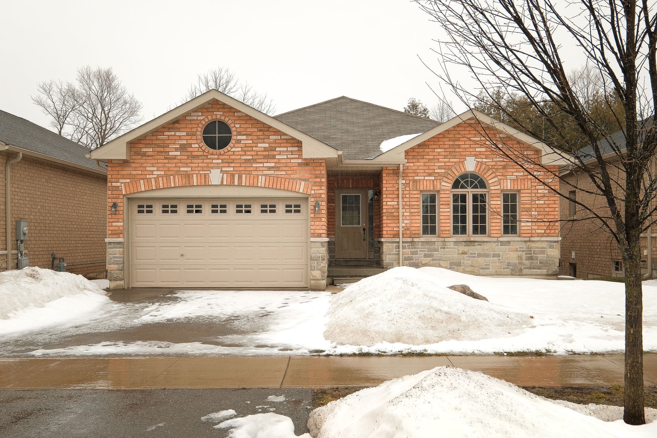 147 Springdale Drive, Kawartha Lakes, ON K9V 0N1