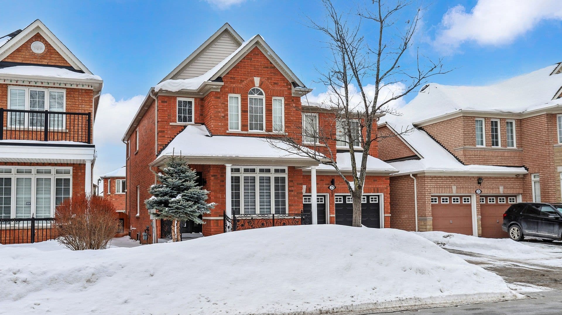23 Oakborough Drive, Markham, ON L6B 0H3