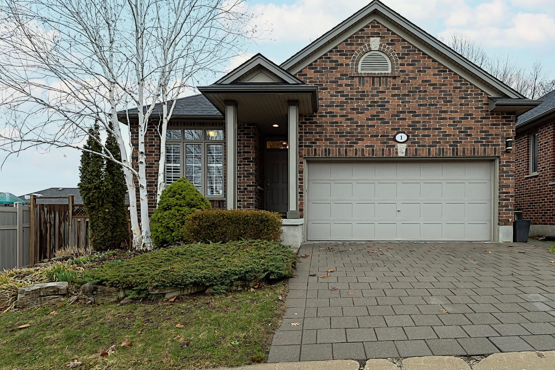 1617 Shore Road 1, London South, ON N6K 5C3