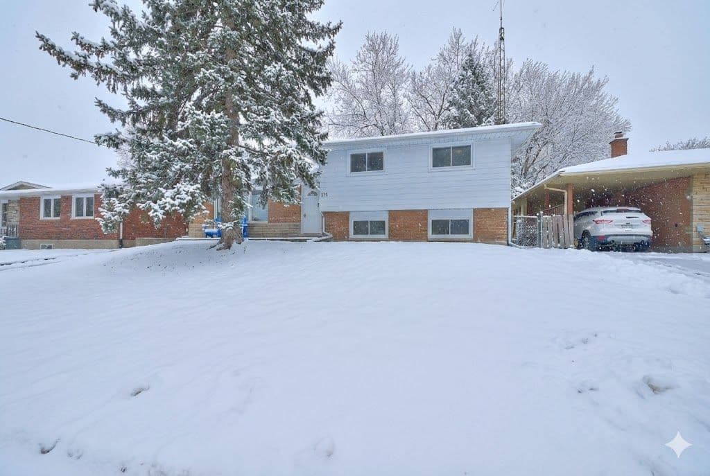 148 Champlain Drive, Fort Erie, ON L2A 1Z8