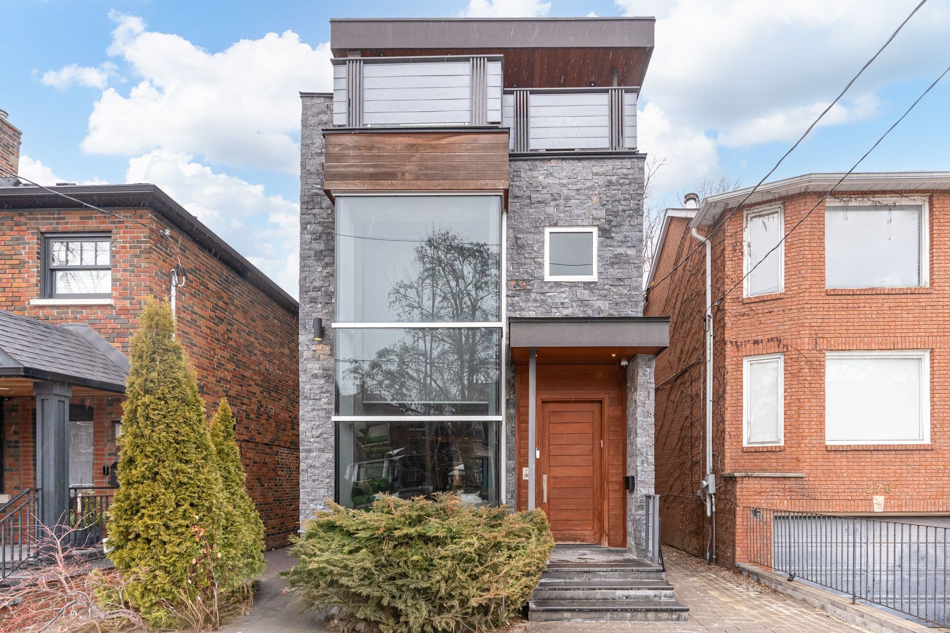 278 St Germain Avenue, Toronto C04, ON M5M 1W3