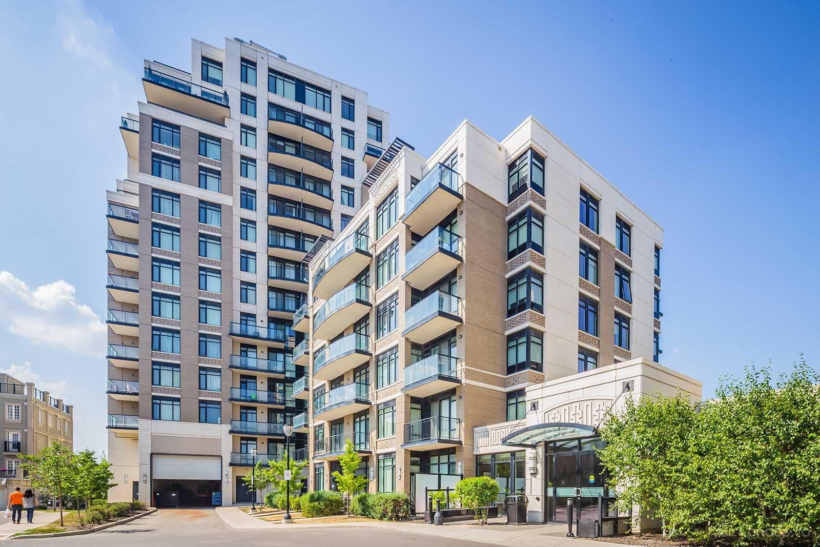 131 Upper Duke Crescent 904, Markham, ON L6G 0C9