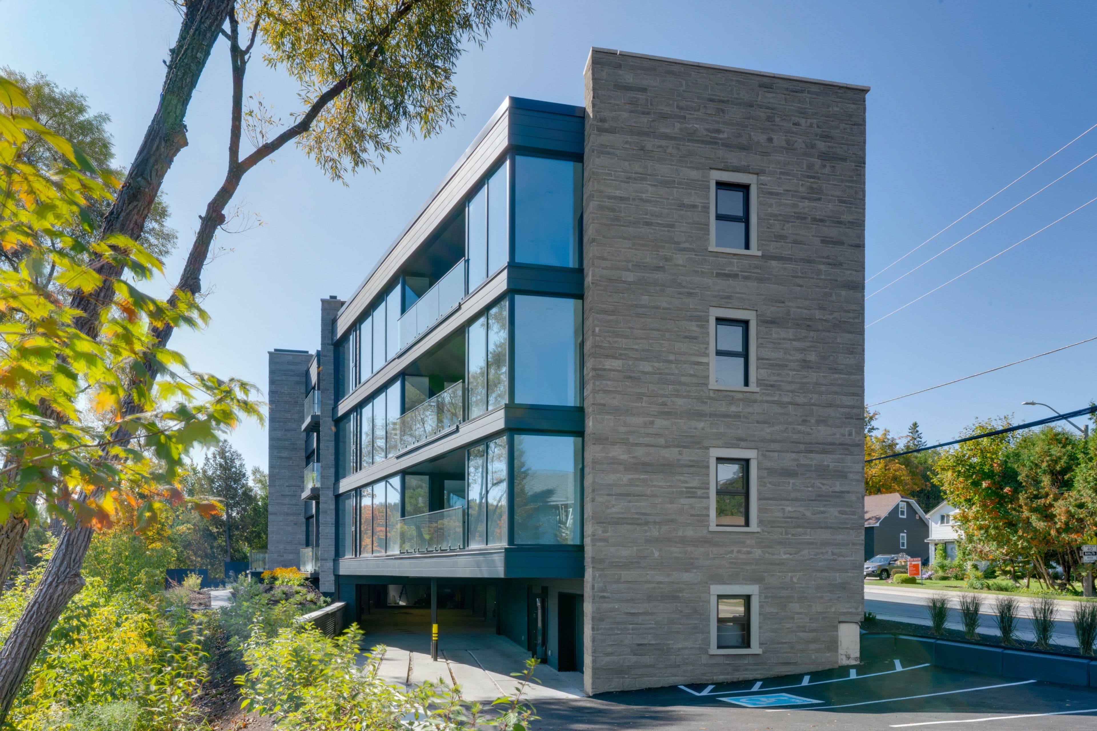 32 Brunel Road 204, Huntsville, ON P1H 1P5