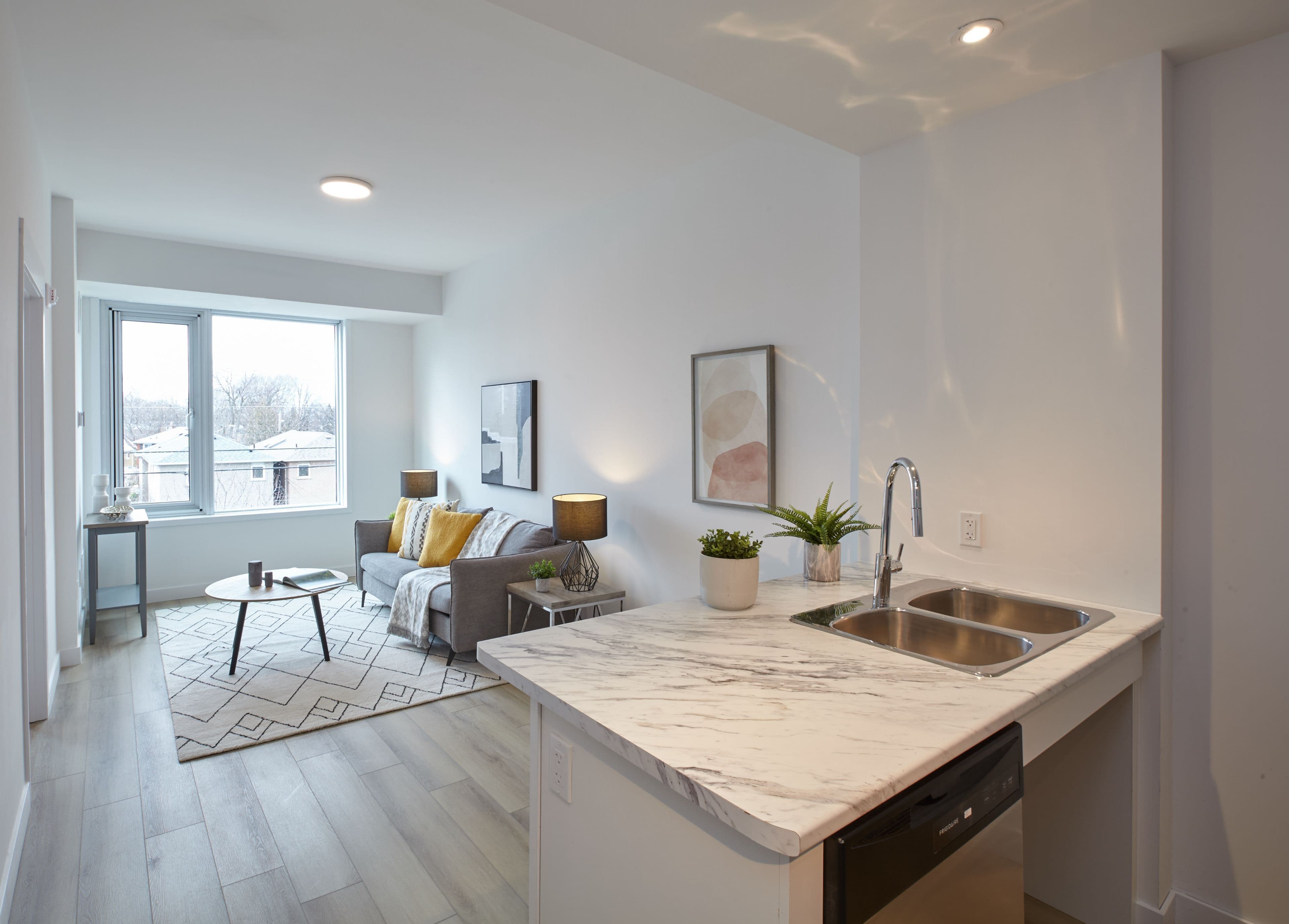 2382 Kingston Road 407, Toronto E06, ON M1N 0C5