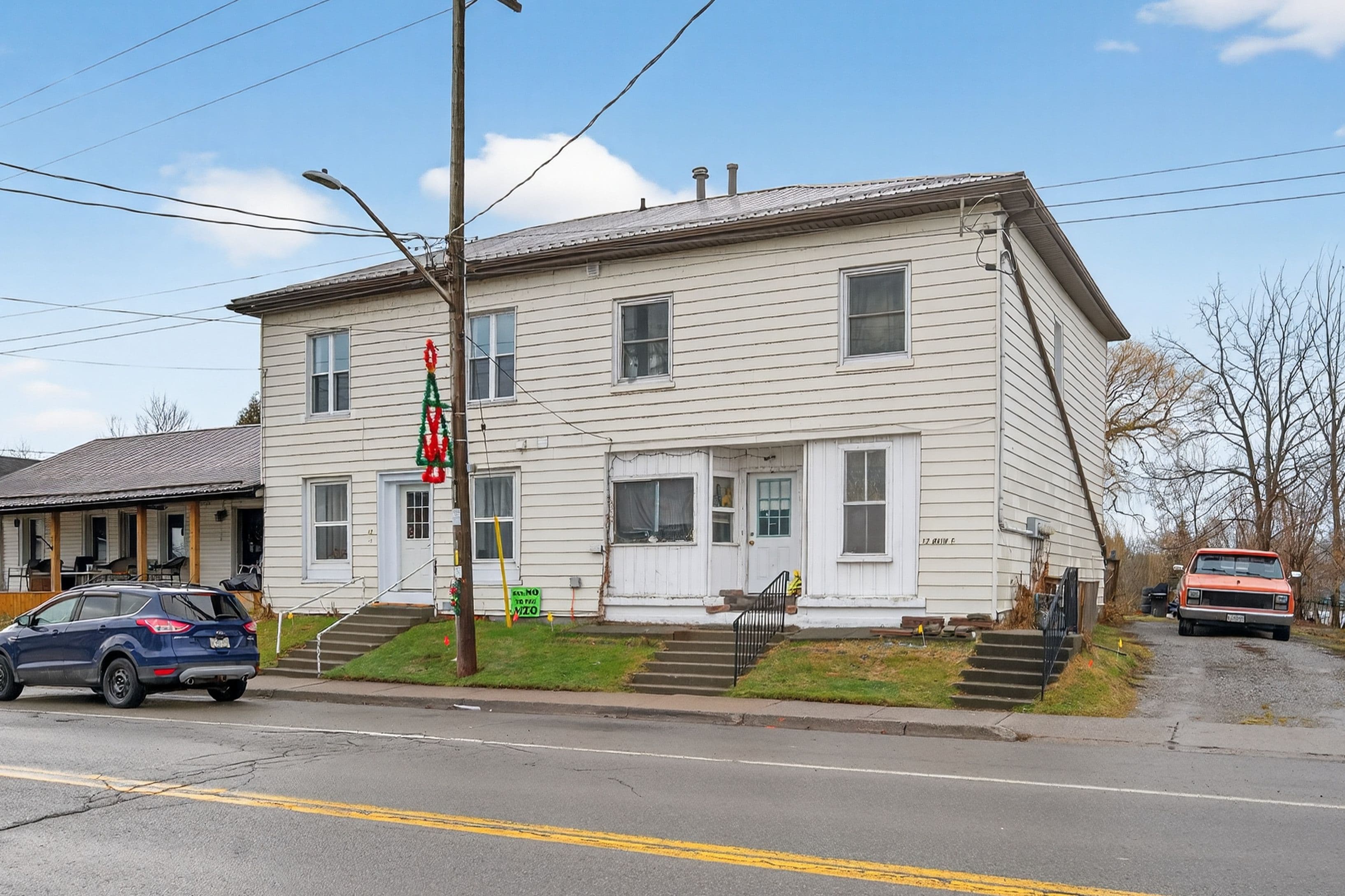 12 Main Street E 3, Haldimand, ON N0A 1P0