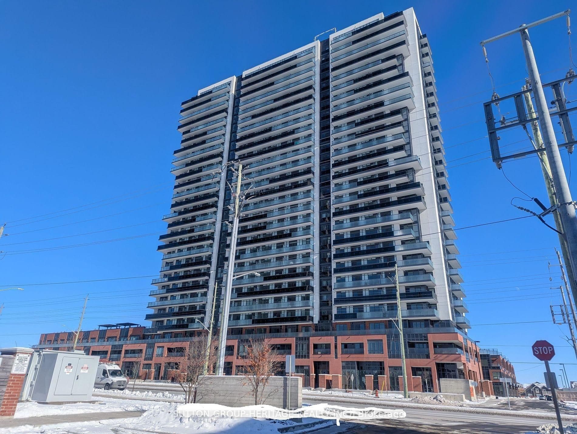 2545 Simcoe Street N 2714, Oshawa, ON L1L 0W3
