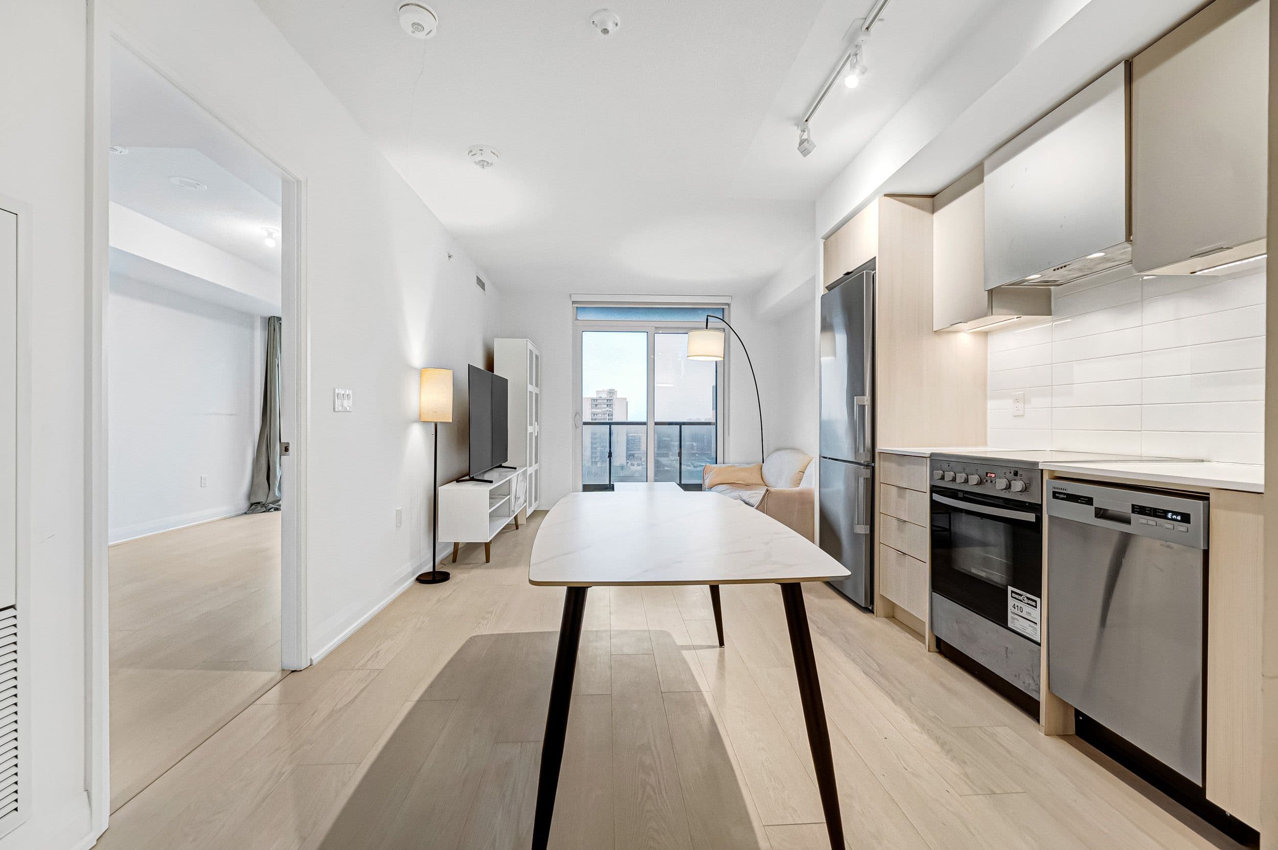 10 Gibbs Road 918, Toronto W08, ON M9B 6L6